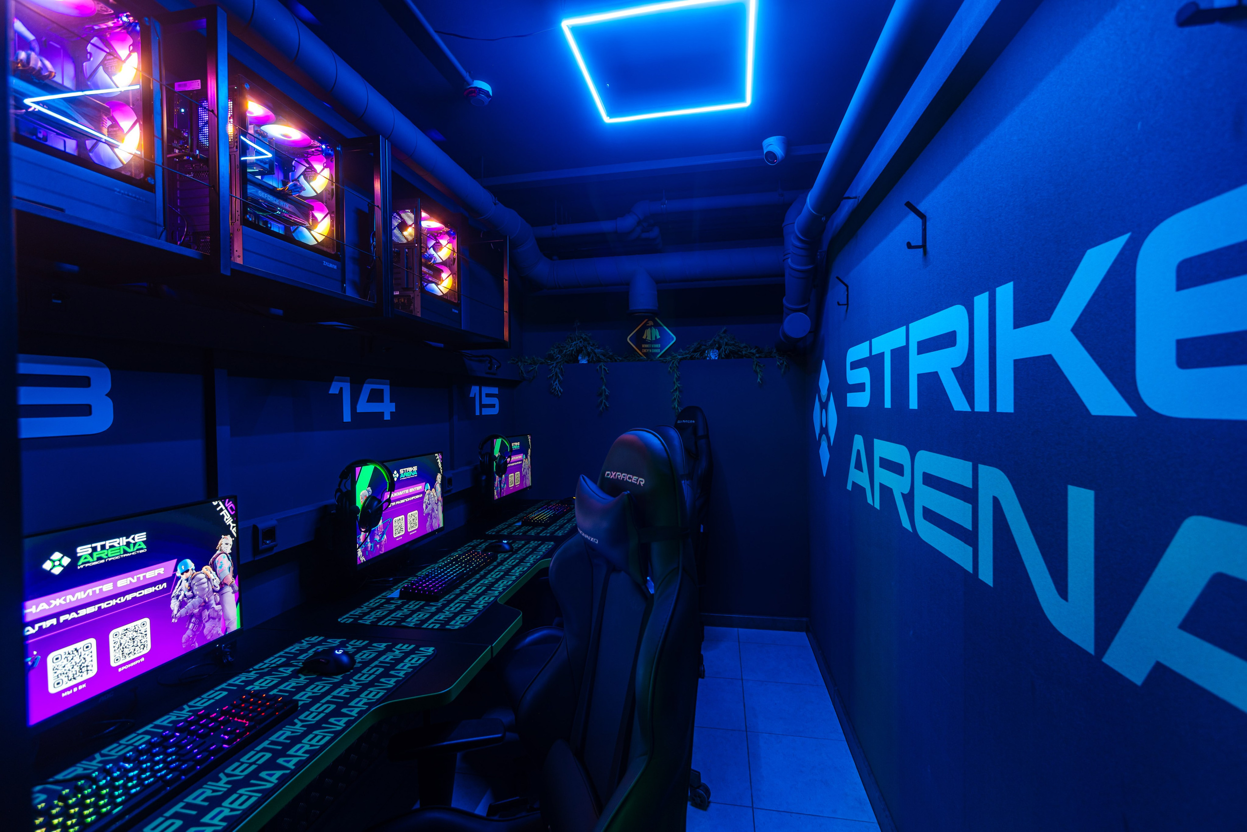 Фотосъемка для компьютерного клуба. Интерьерный и репортажный фотограф в Санкт-Петербурге