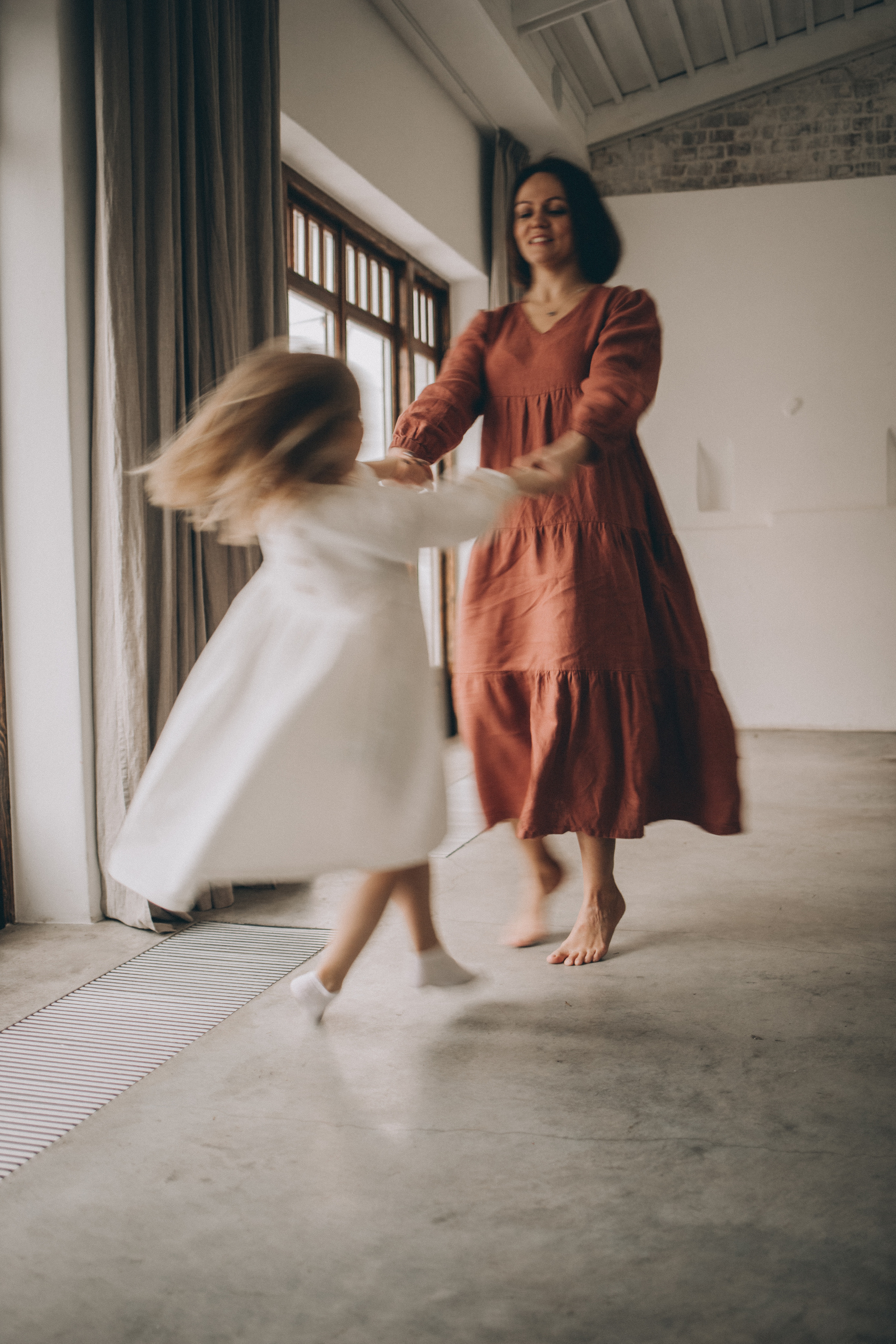 В студии. Семейный и детский фотограф Королев Мытищи Москва Бизяева Алена