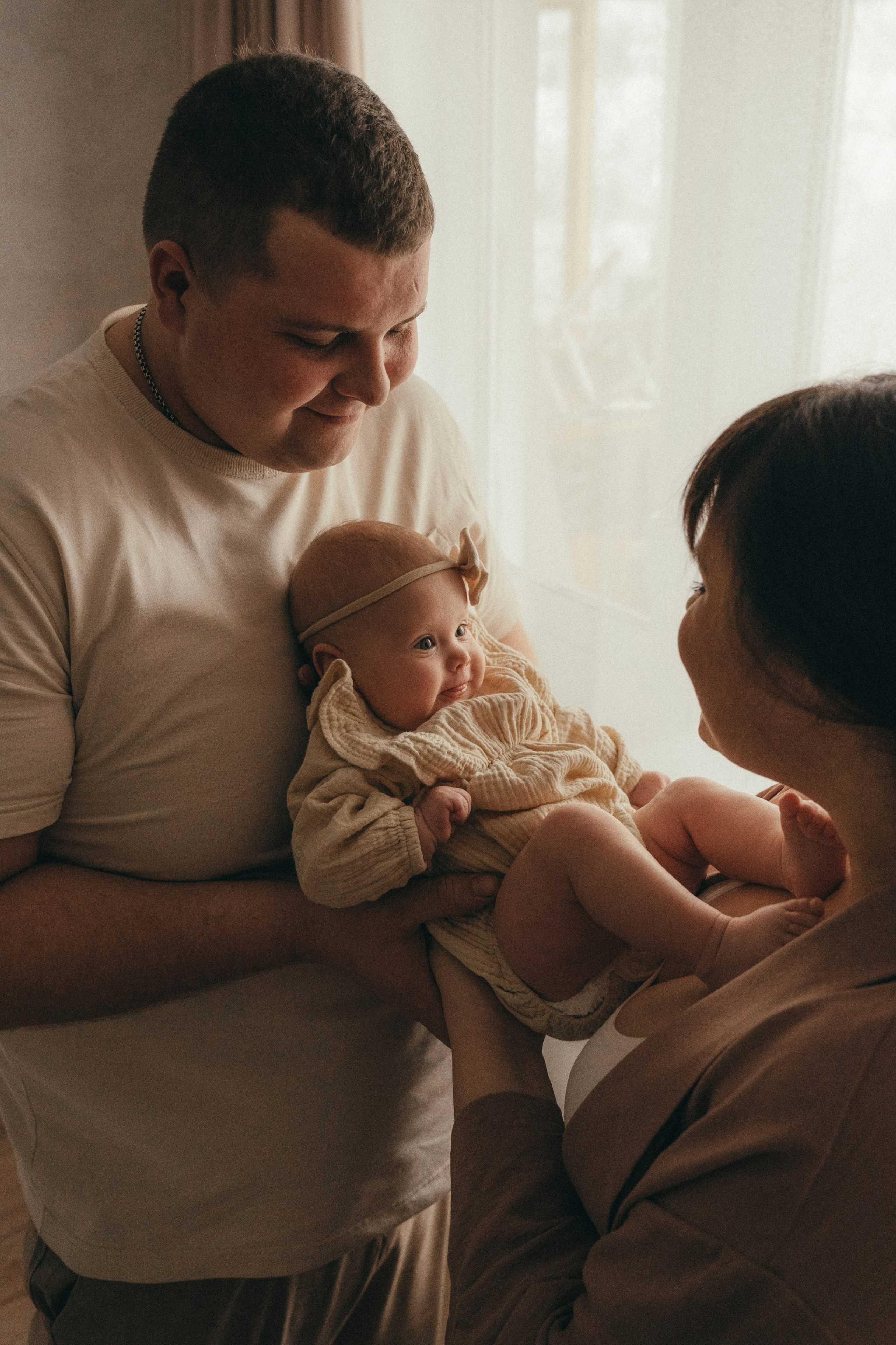 Андрей, Настя, Тая. Семейный фотограф • Домашние съемки в Нижнем Новгороде