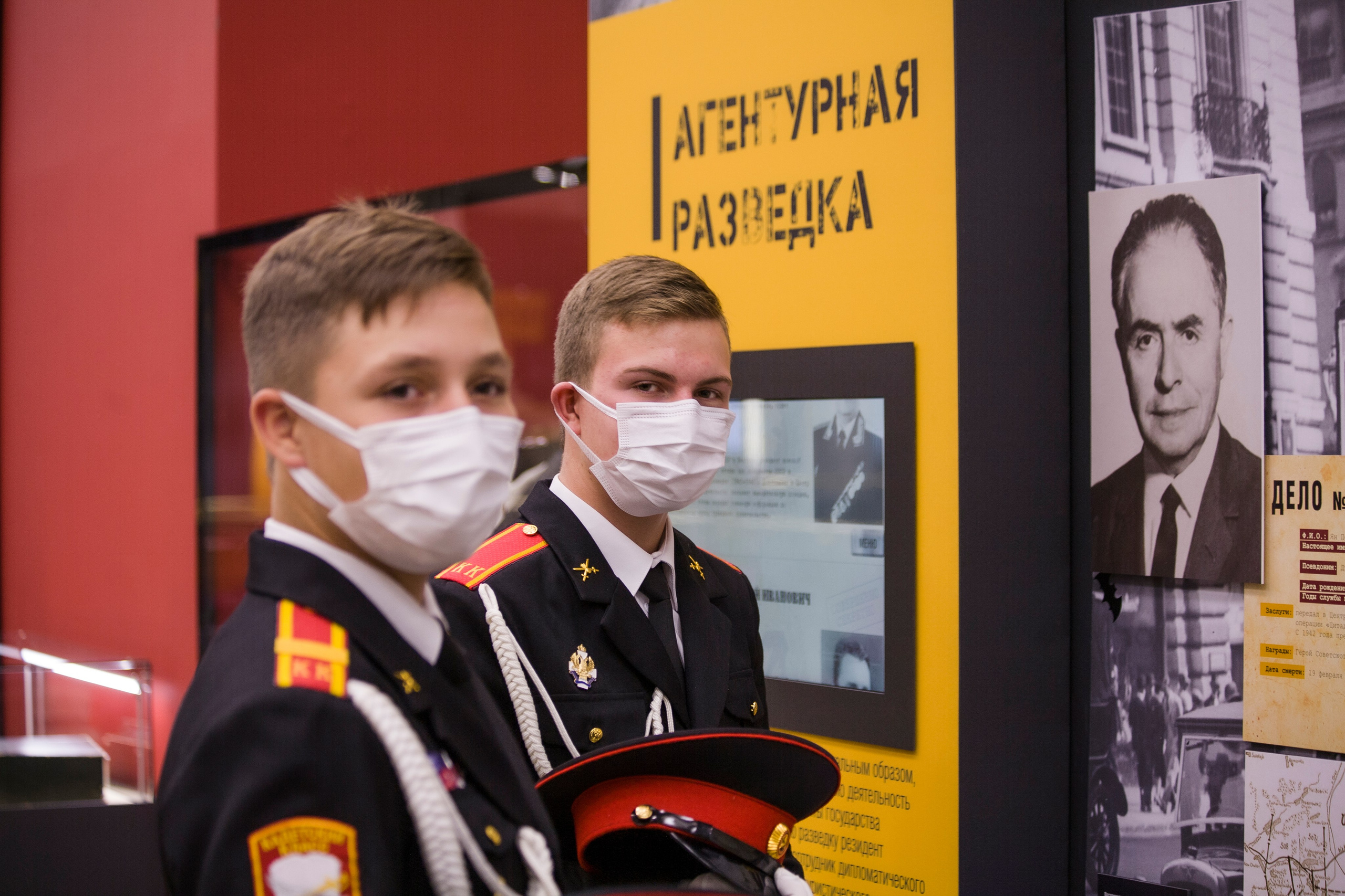 Выставка «Военная Разведка. Гриф Секретно». Фотограф Роман Адлер