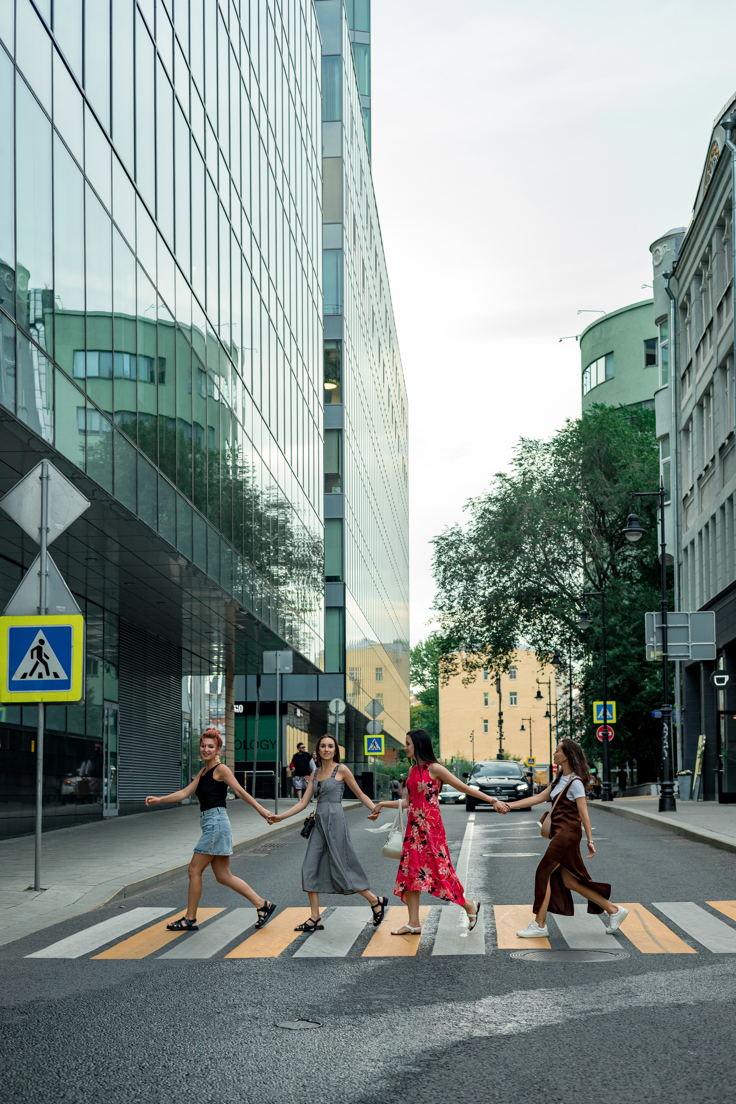 Фотопрогулка в репортажном стиле. Репортажный и портретный фотограф в Москве Саханцева Анна