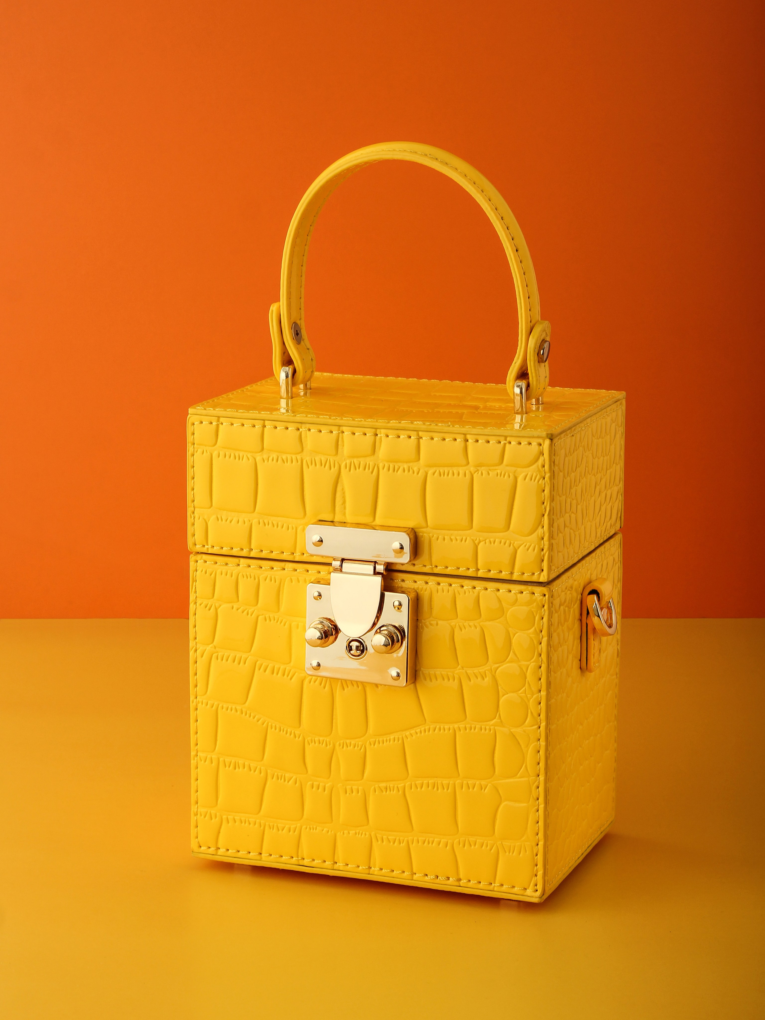 Предметный фотограф в СПб | Съемка для Wildberries, Ozon, рекламы | Алан Ульбашев