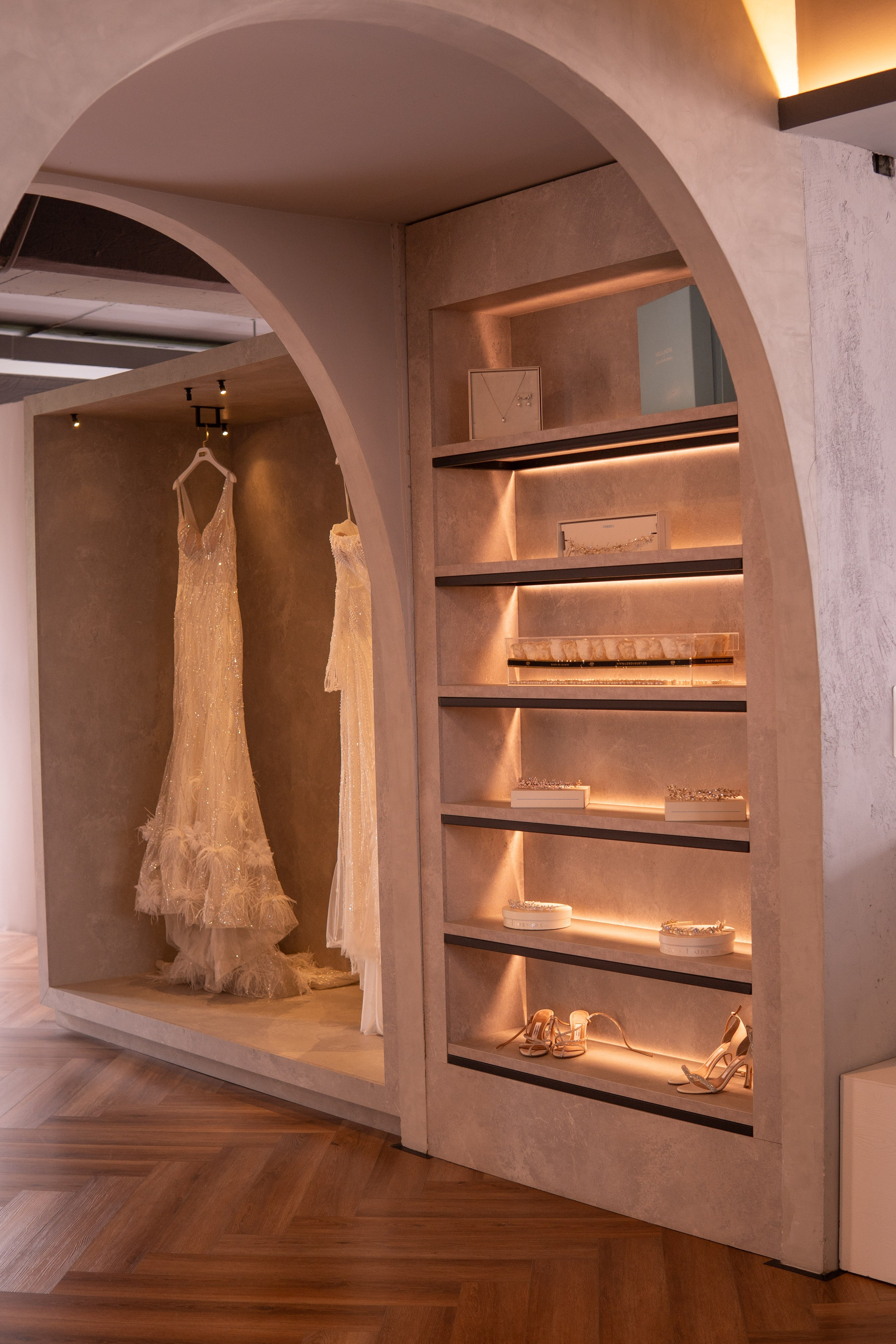 La Esposa. Wedding Photographer in Barcelona and Medellin