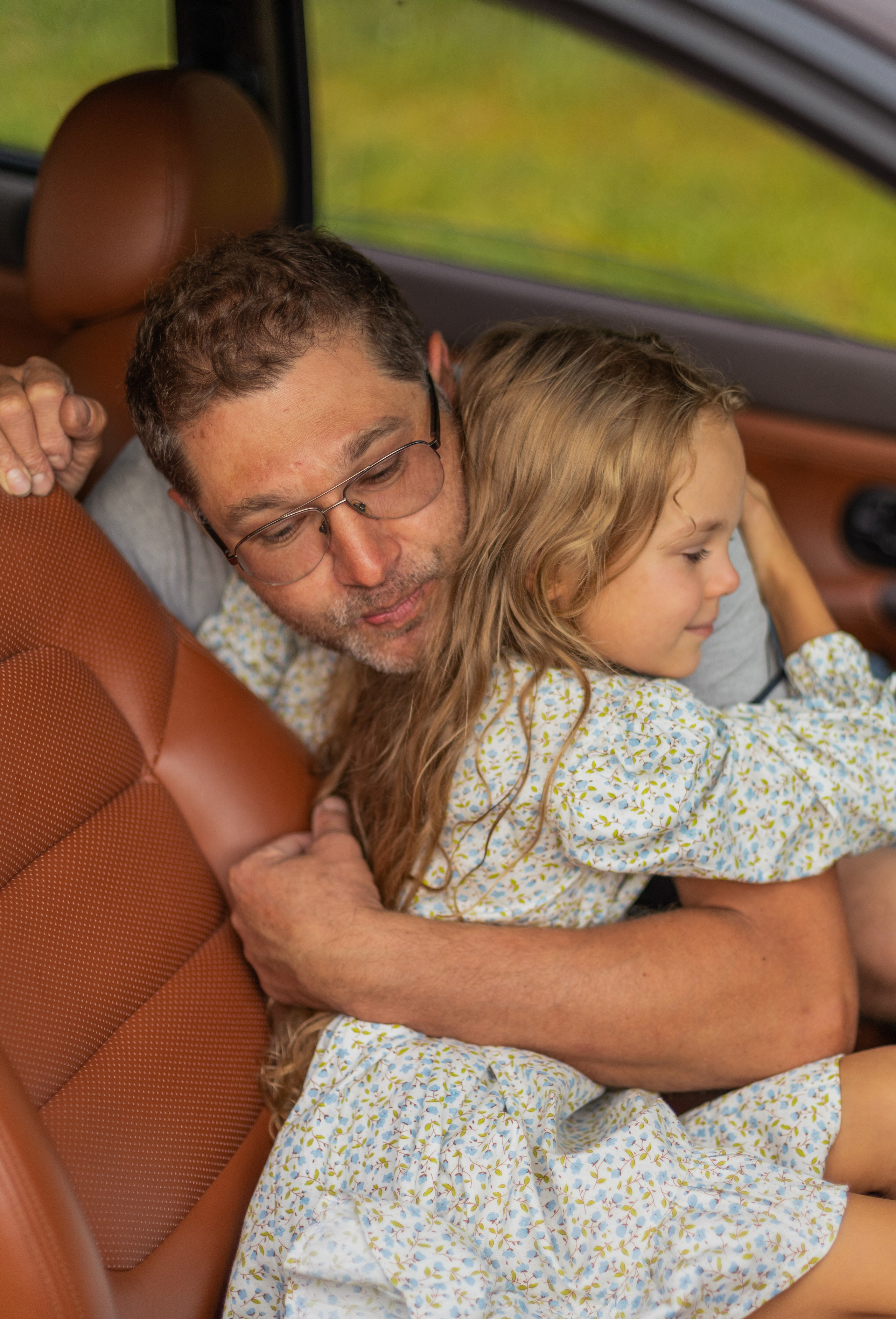 Евгений с семьей. Главная