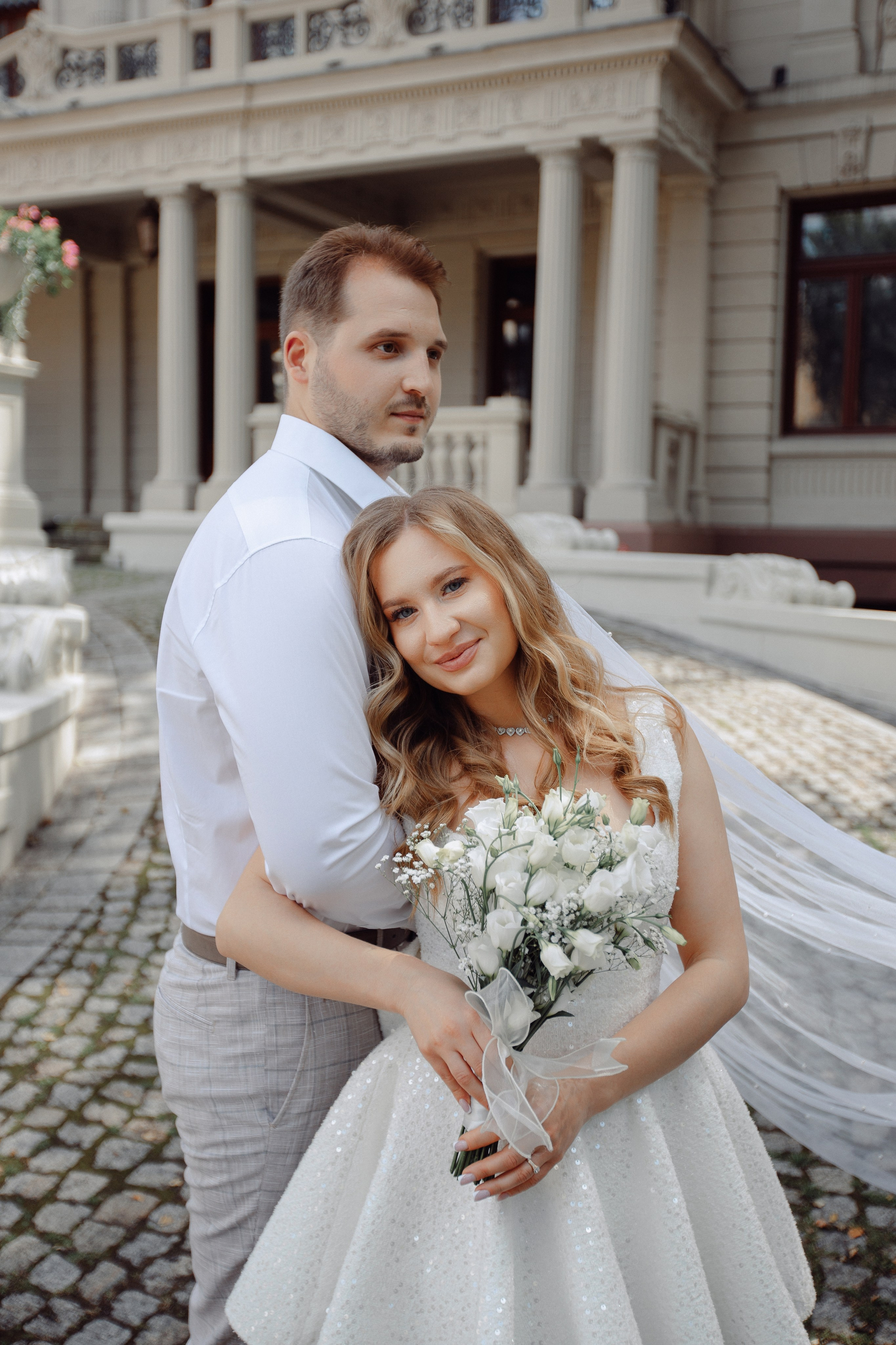 Ślubna sesja zdjęciowa w Pałacu Poznańskiego-Muzeum Miasta Łodzi. Свадебный фотограф Варшава Лодзь Польша Елена Юцова
