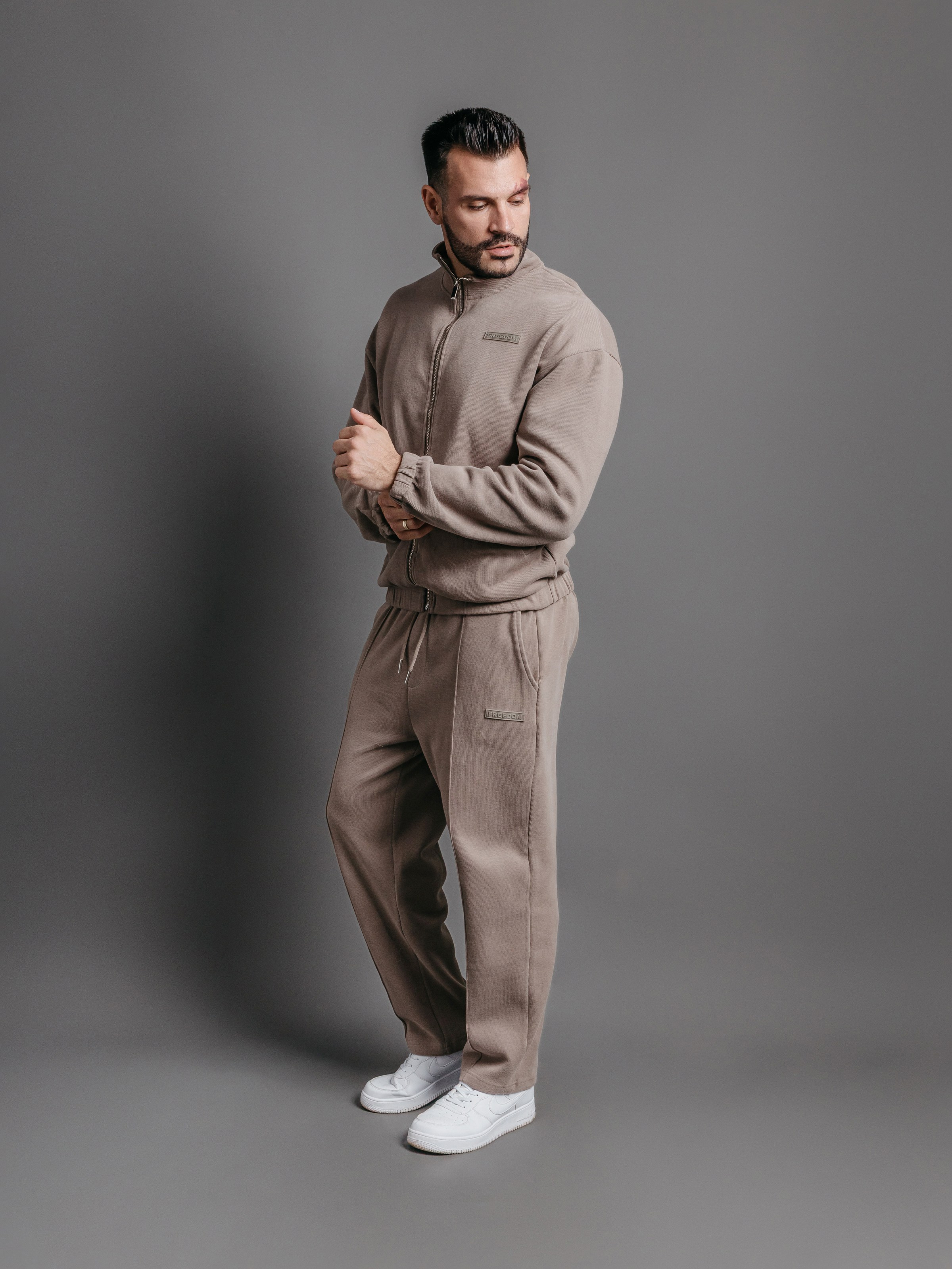 Съёмки для маркетплейсов. Свадебный, семейный, интерьерный фотограф в Краснодаре Денис Голощапов