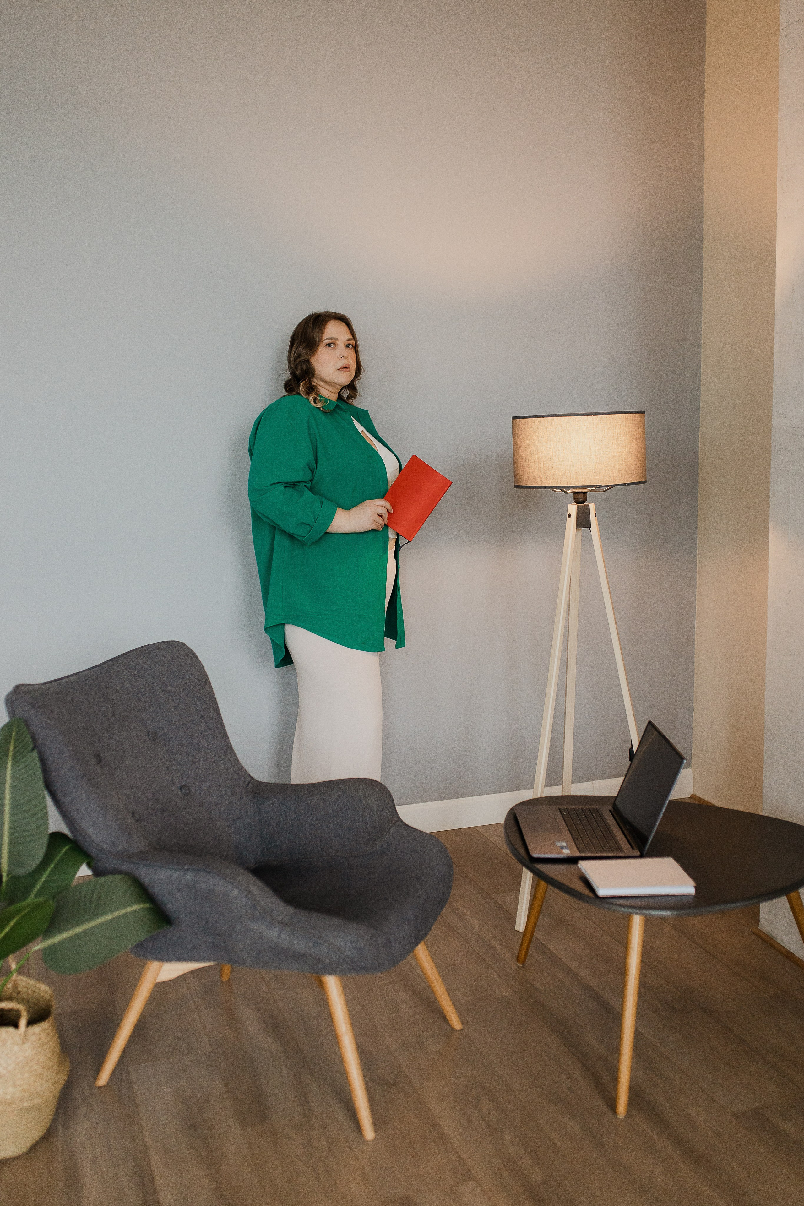 Бизнесс Портрет мастера по маникюру. Семейный и детский фотограф в городе Подолск МО Крылова Ирина