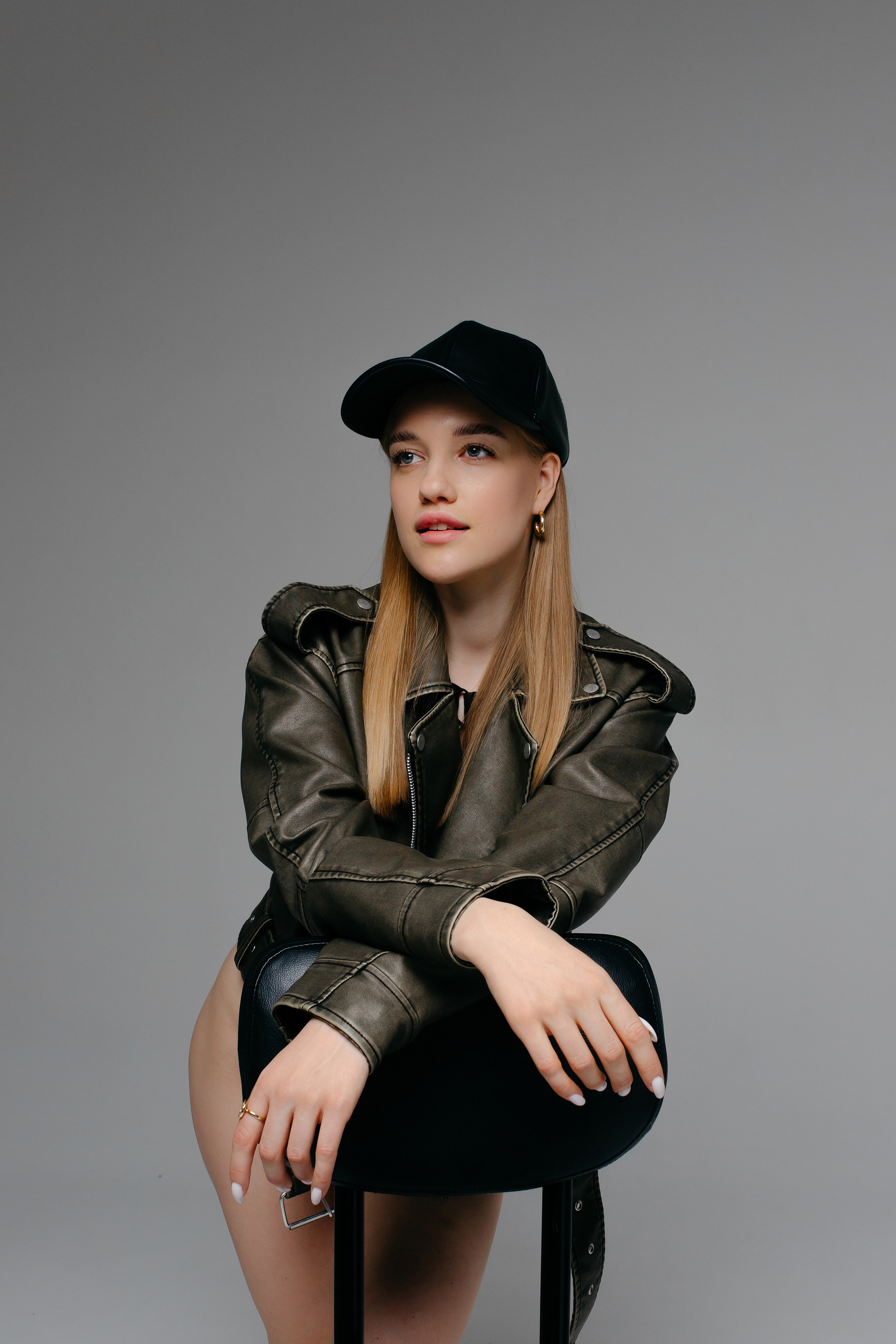 Саша. Услуги Фото и Ретуши