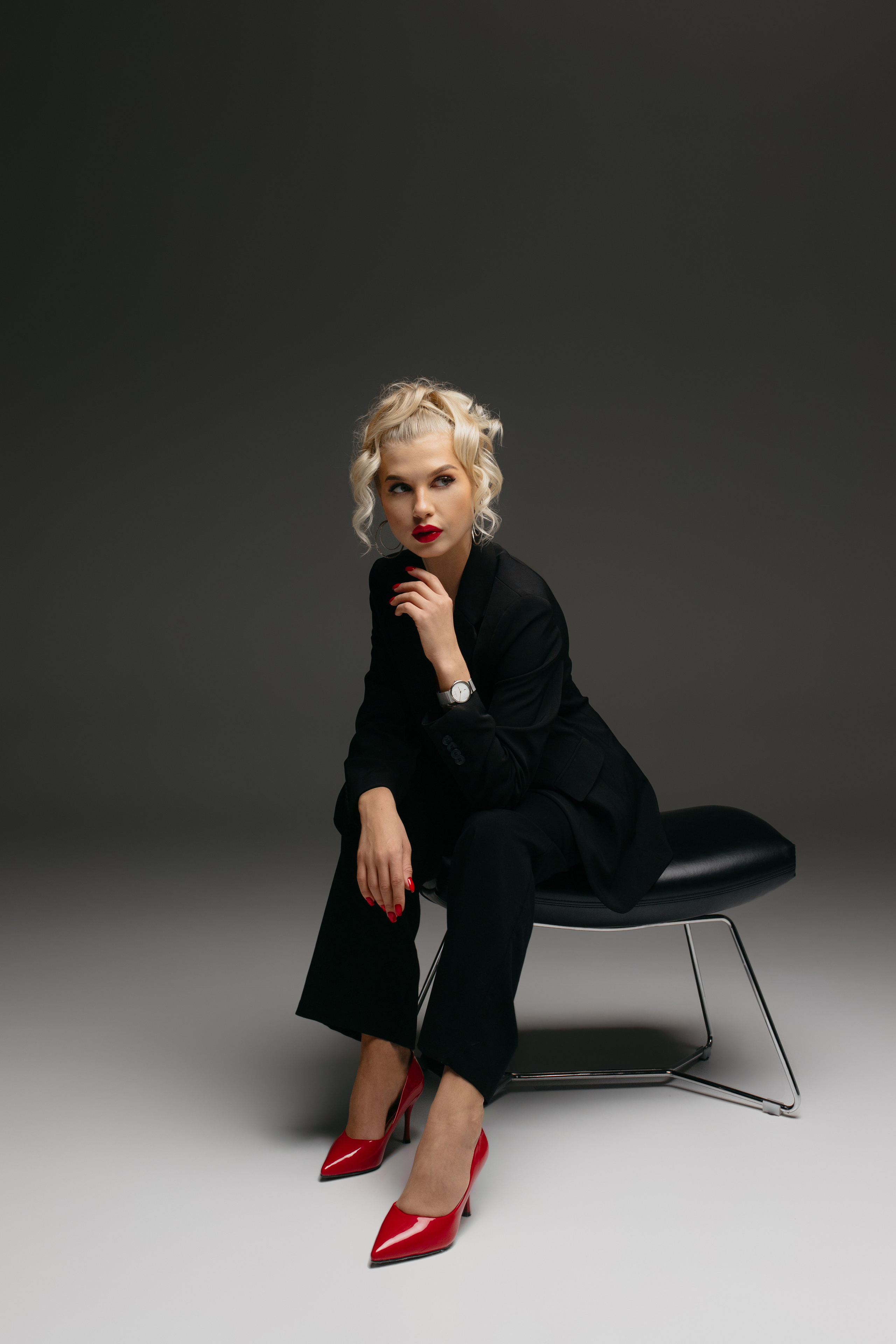 Аня. Услуги Фото и Ретуши