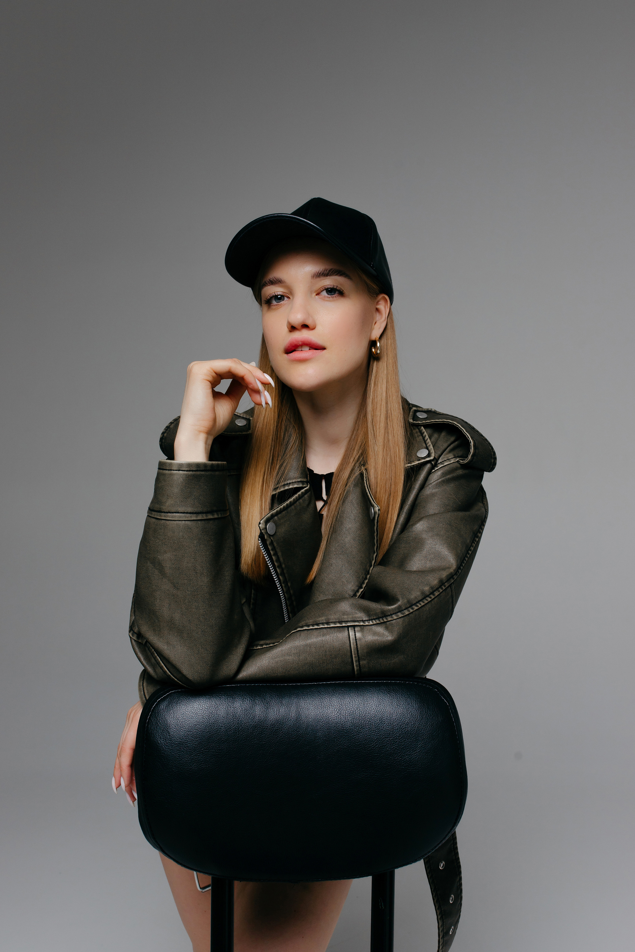 Саша. Услуги Фото и Ретуши