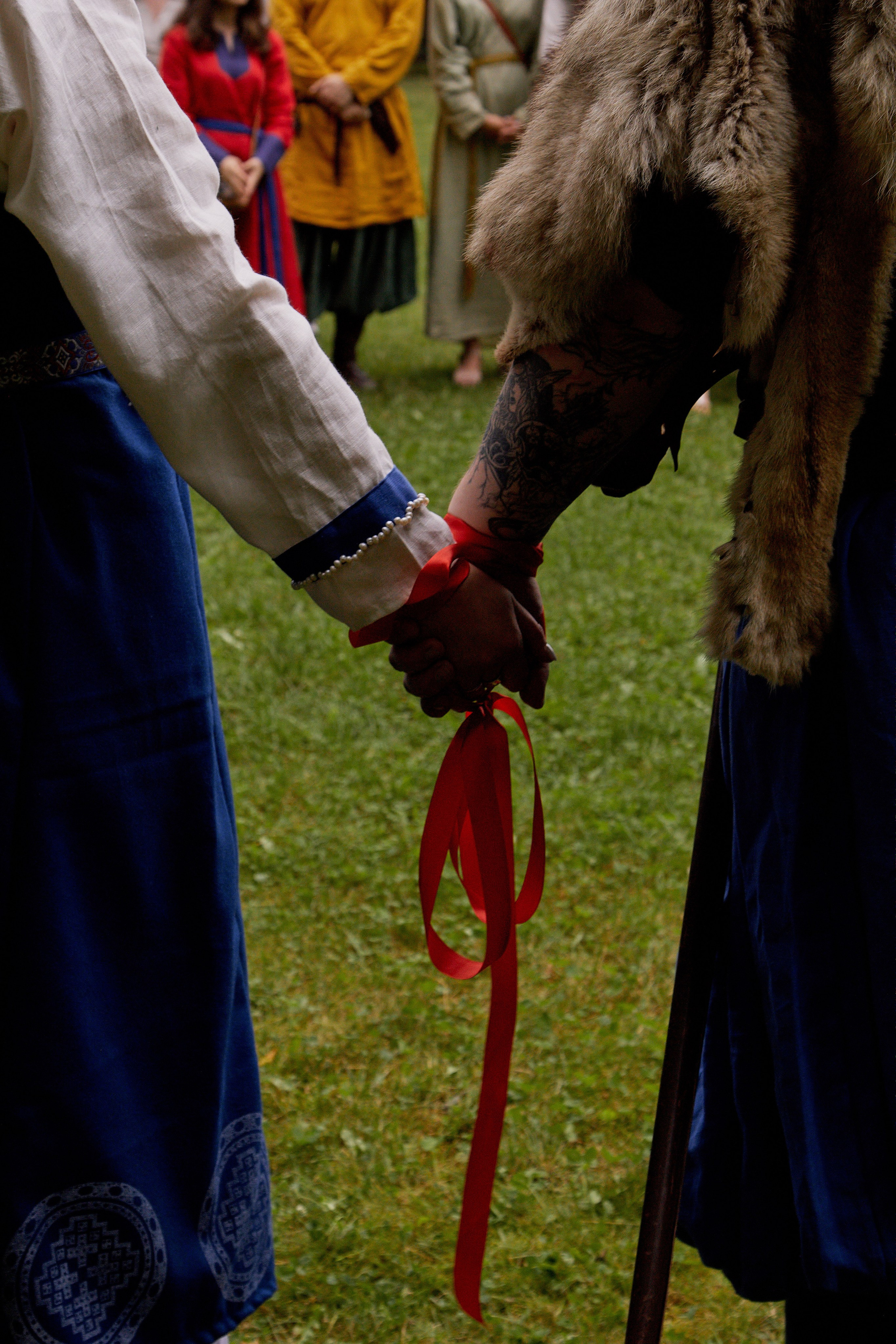 Юлия и Антон. Выездная роспись в стиле викингов. Фотограф лавстори Москва/МО Приятелева Ангелина
