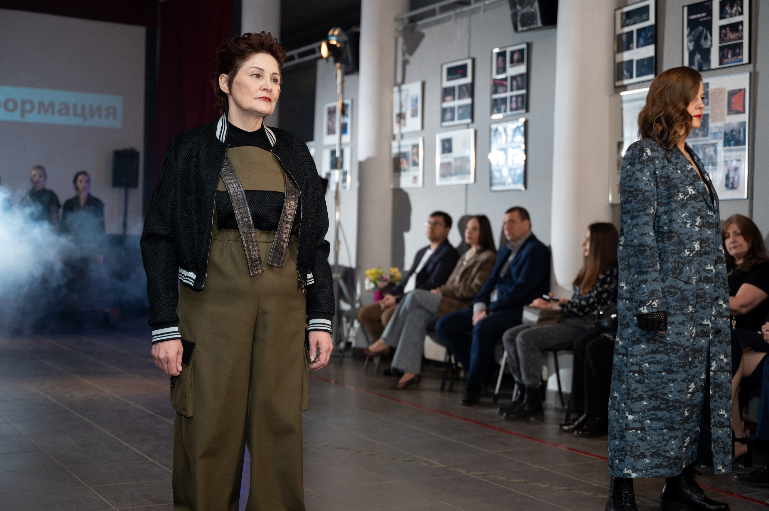 Закрытый показ милитари «Своя трансформация» дизайнера Юлии Бойченко | 24.04.2025. Фотограф в Омске Елизавета Кириллова