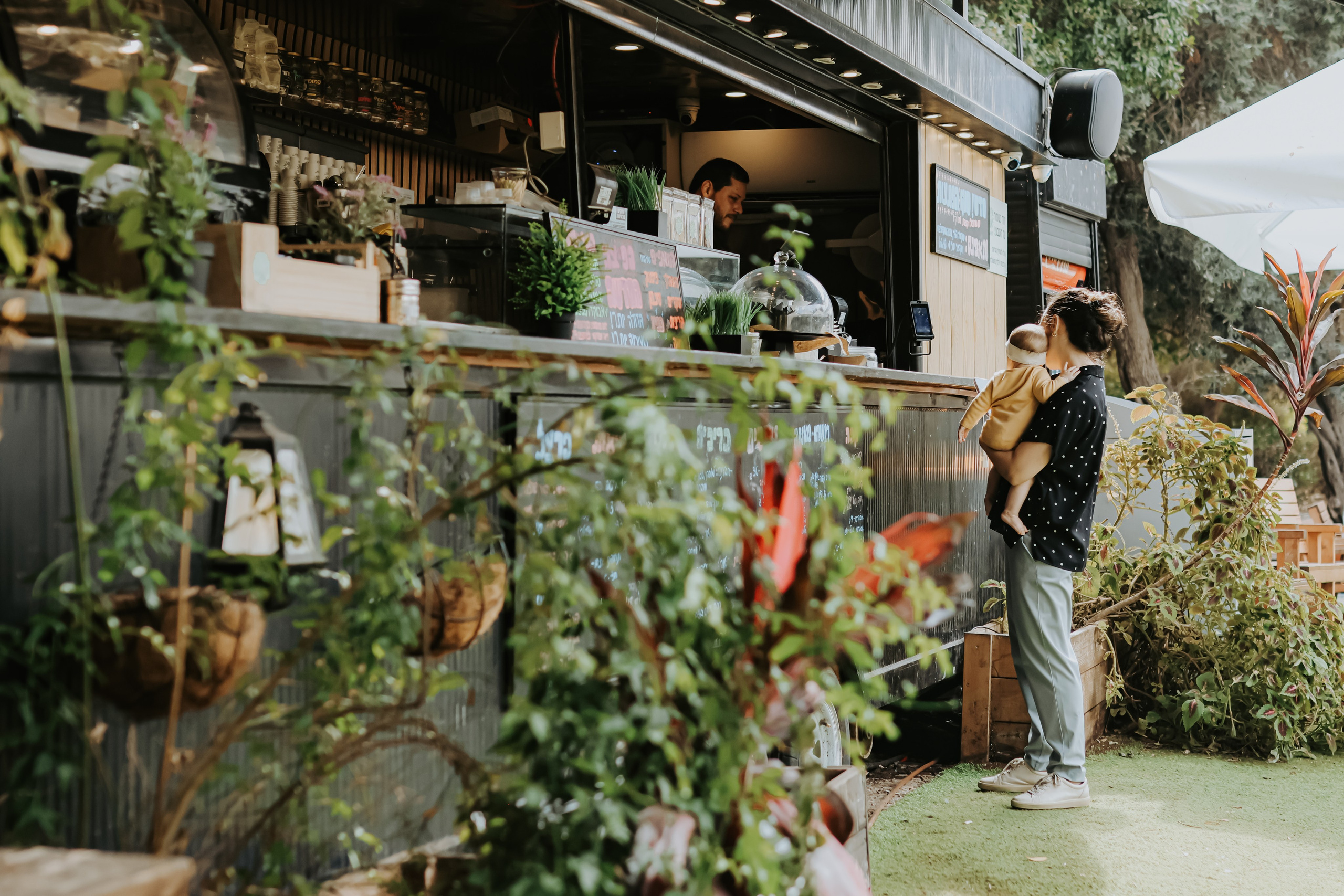 VANY trucks / Emilia Digital, Givatayim 2024. Photographer in Israel Alice Milchin