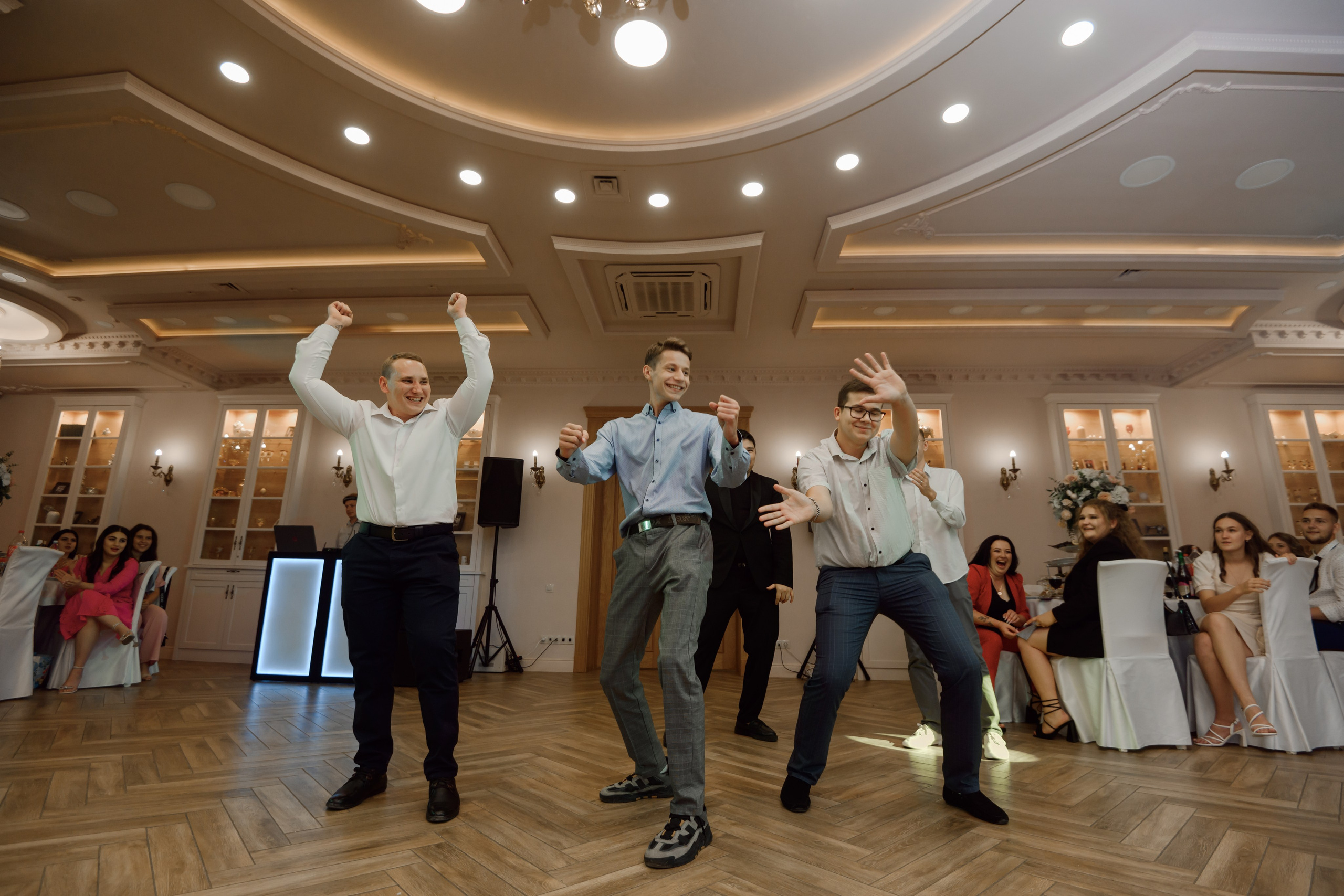 T & A. Свадебный фотограф в г. Астрахань. Так же выезжаю в другие города