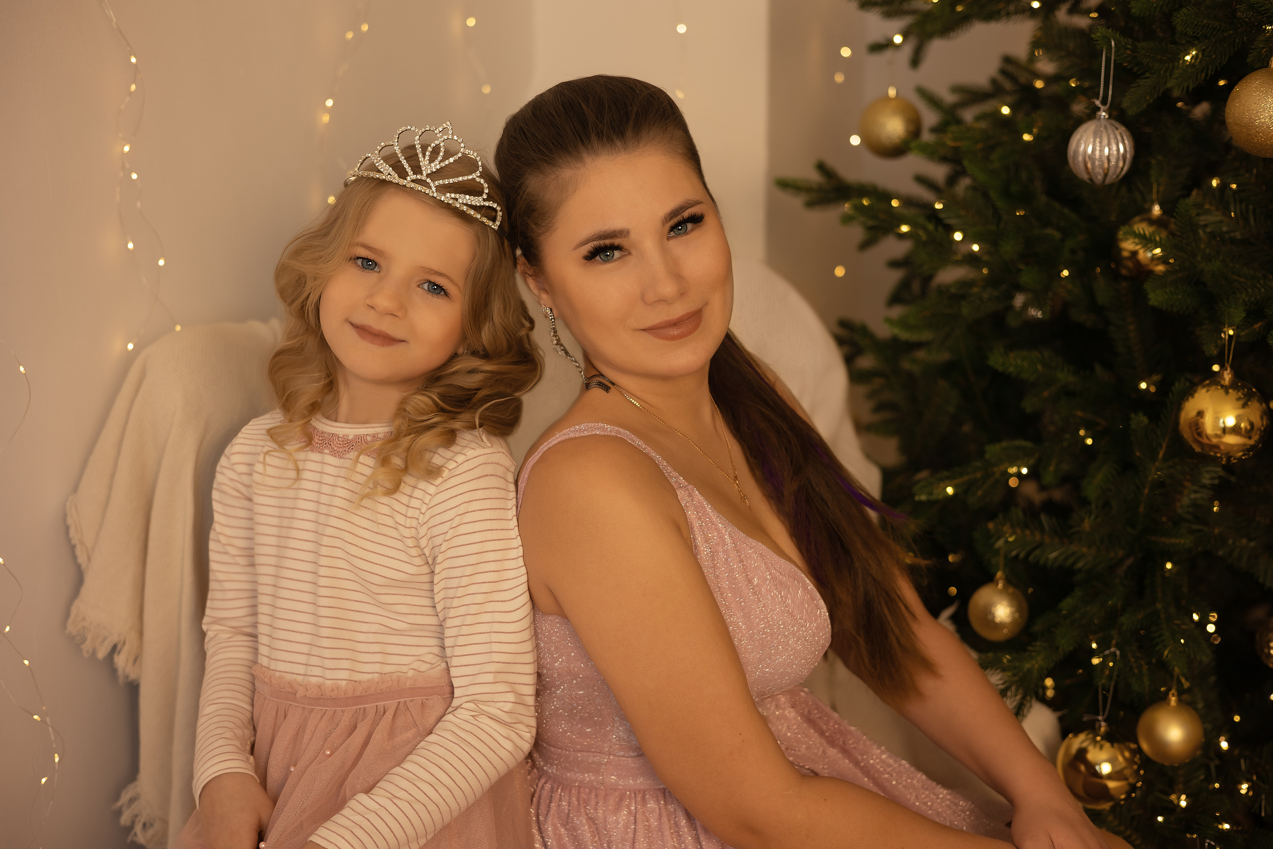 6.12.2021 Юлия и Вероника. Фотограф в Когалыме Инна Черненко