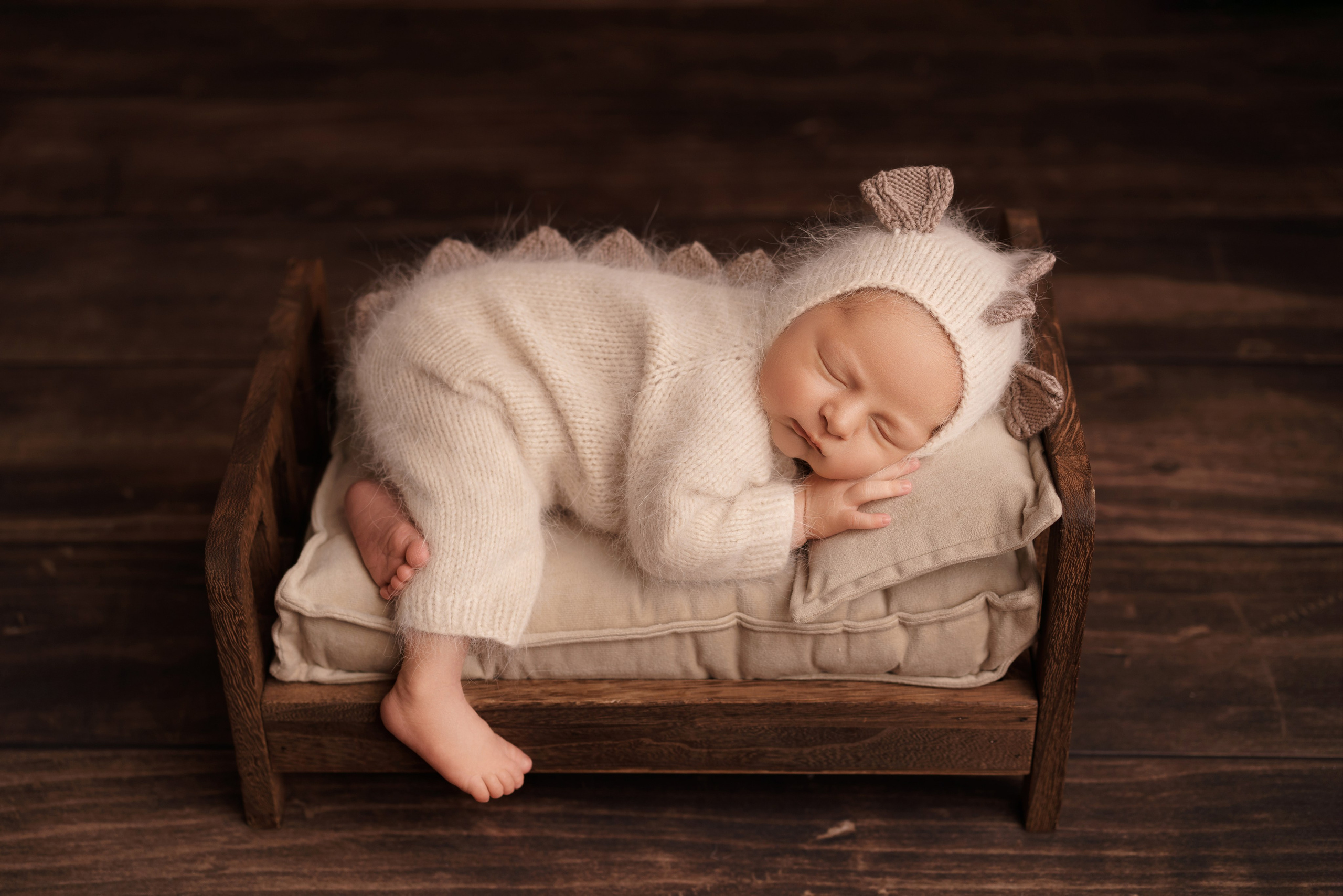 Костюмы и аксессуары для фотосессии новорожденных | Реквизит для съемки newborn в Москве. Фотосессия новорожденных в Москве и Московской области | Профессиональный фотограф newborn — Татьяна Иванова