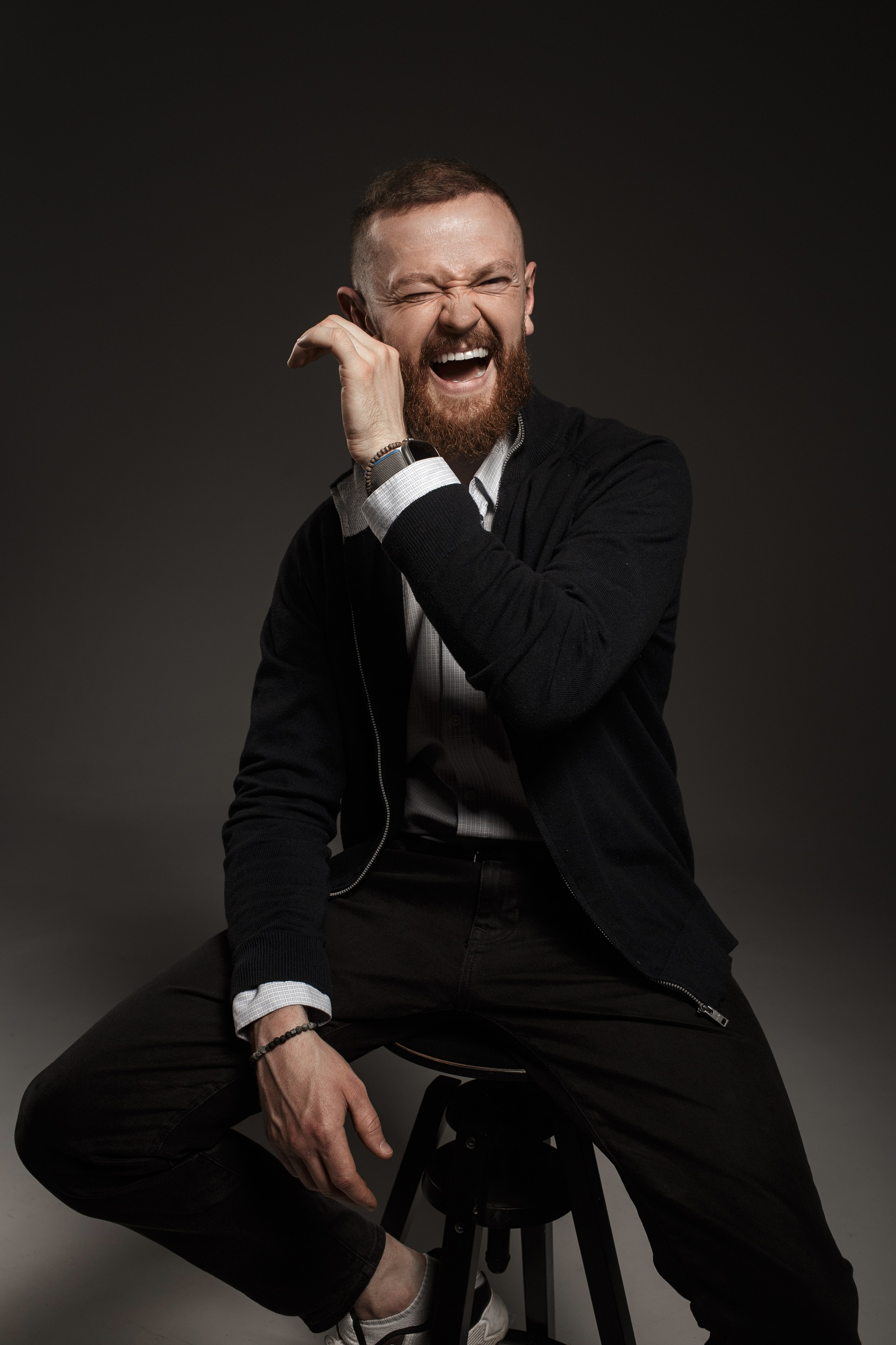 Профессиональная бизнес-фотосессия в классическом стиле