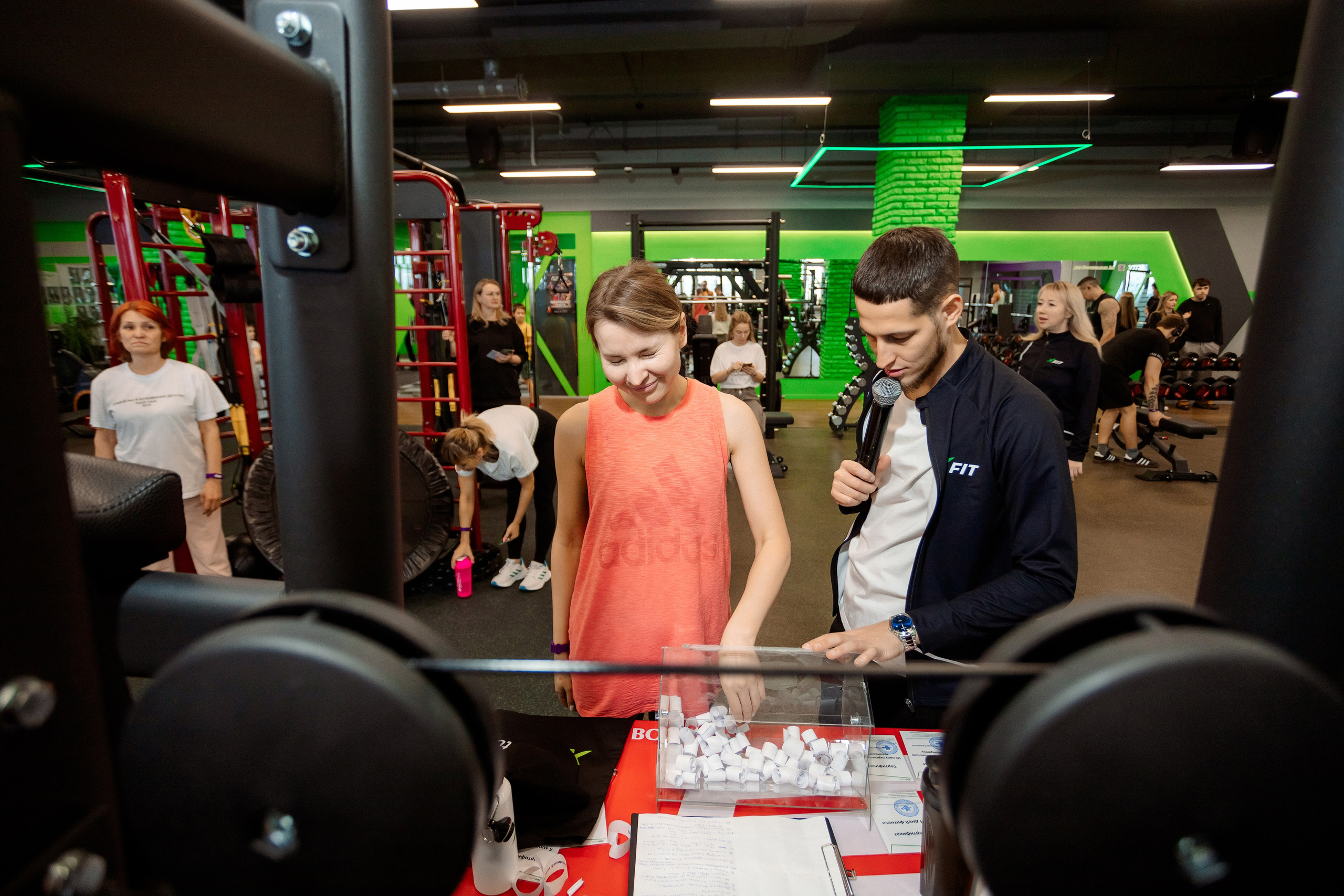 РЕПОРТАЖ: ФИТНЕСС-КЛУБ X-FIT. Профессиональный фотограф в Ижевске Леша Петров