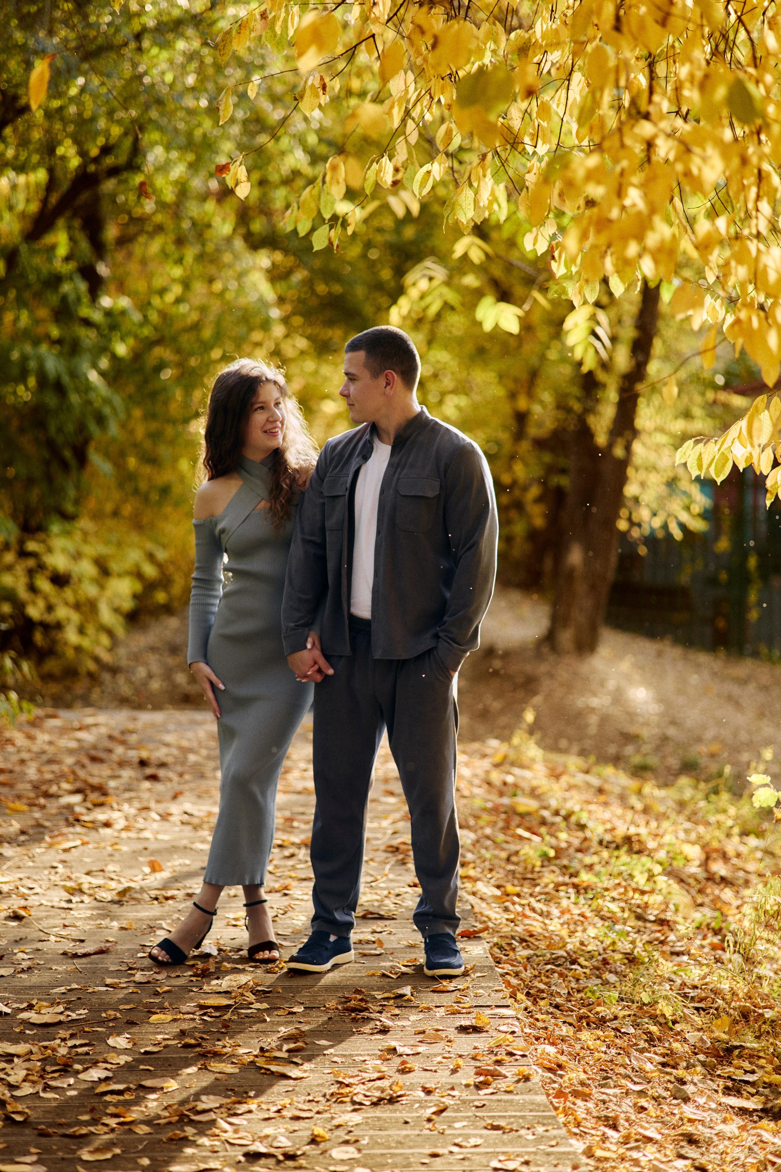 Осенний парк. Фотограф в г. Благовещенск, свадебные, семейные и индивидуальные