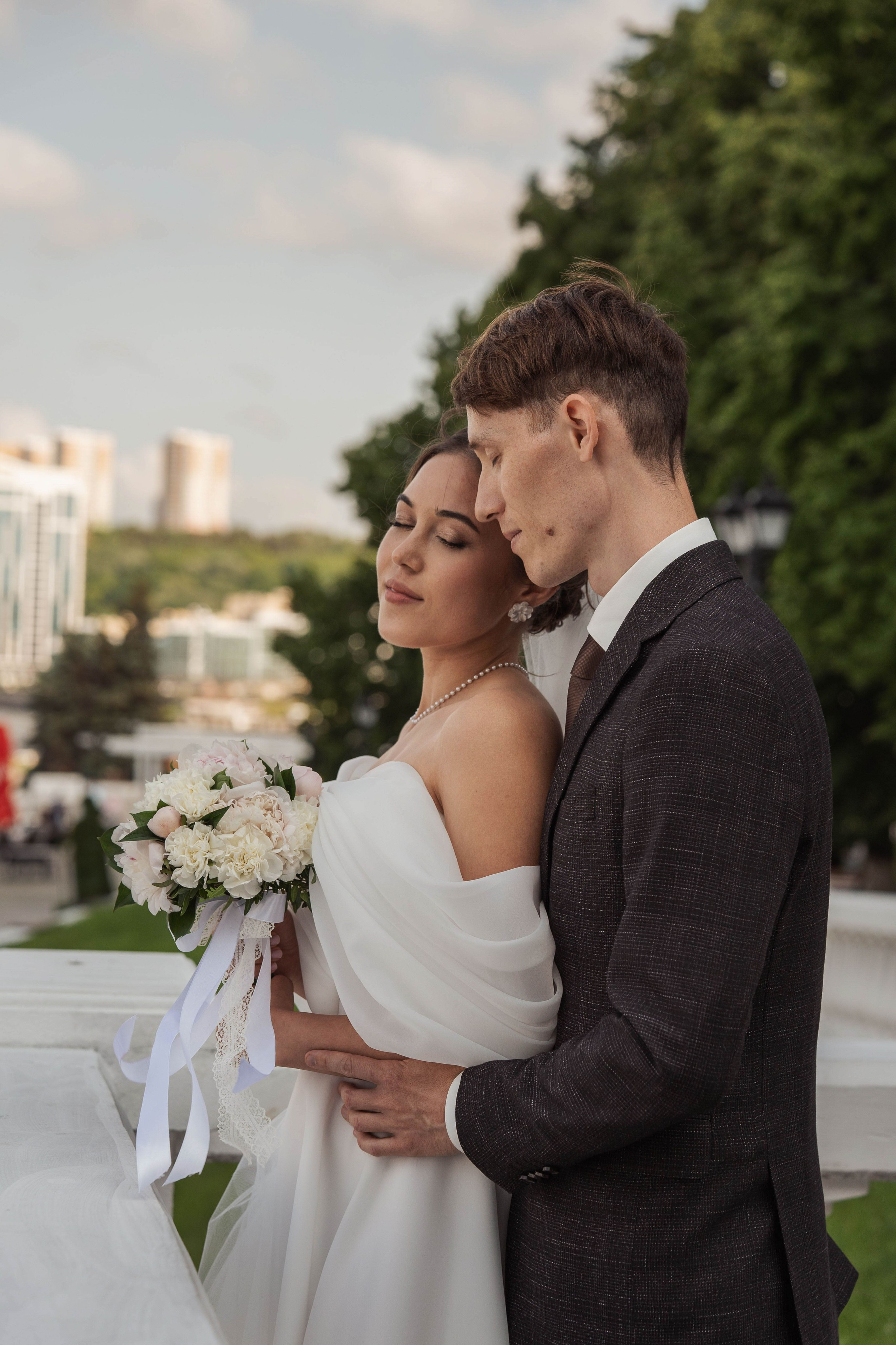 Свадьбы. Меня зовут Михайлов Сергей, занимаюсь фото и видео г. Чебоксарах