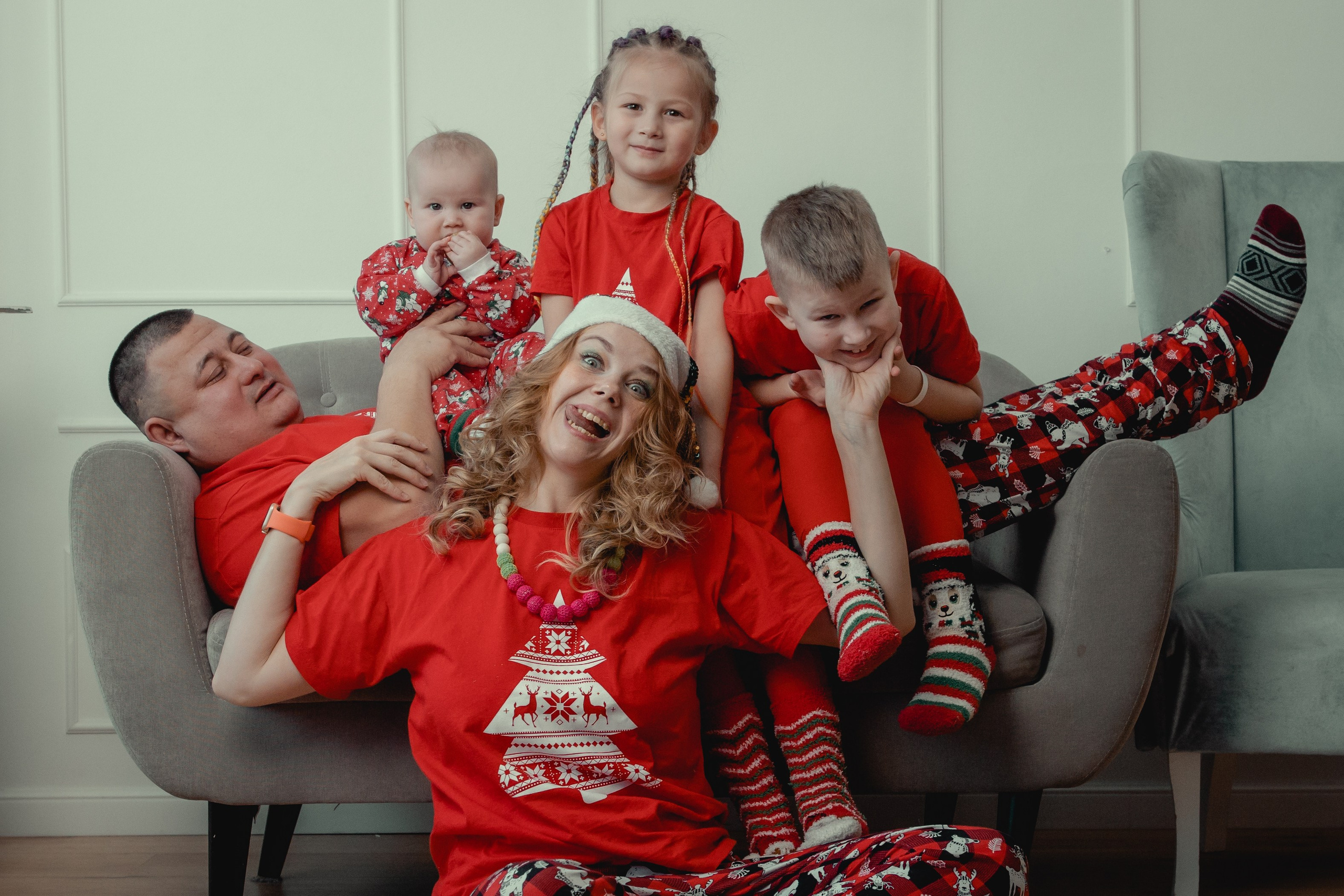 Жанна, веселая семейка. Сказочный фотограф для Вас и Вашей семьи