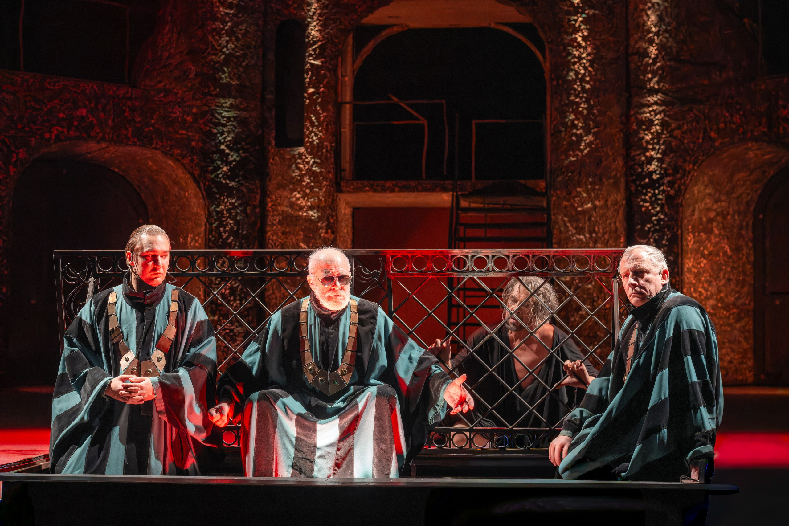 Театр Моссовета: Иисус Христос Супервезда — 35 лет на сцене. Сайт фотографа Сергея Абрамова