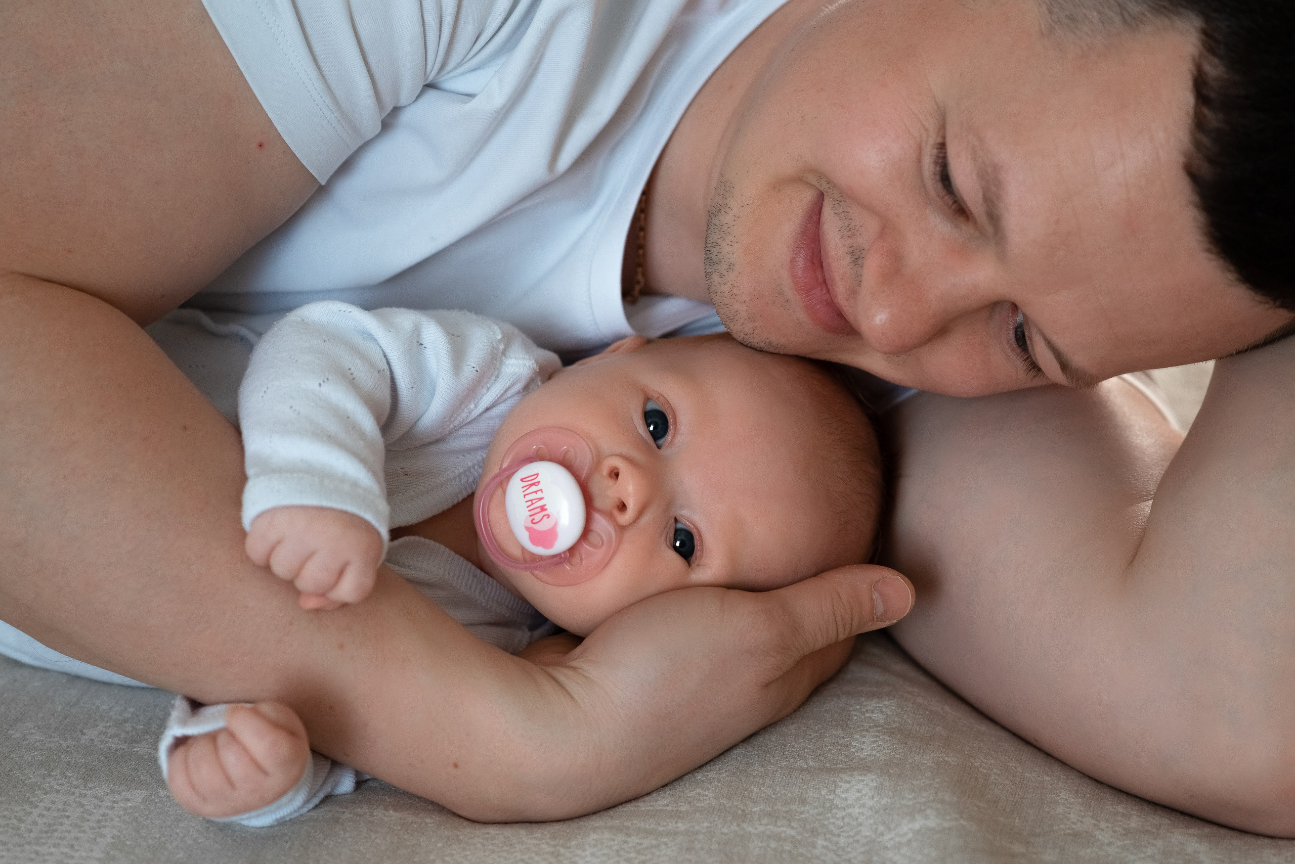 Маленькая Машенька. Семейный фотограф на выписку из роддома и крещение Минск Настя Гришук