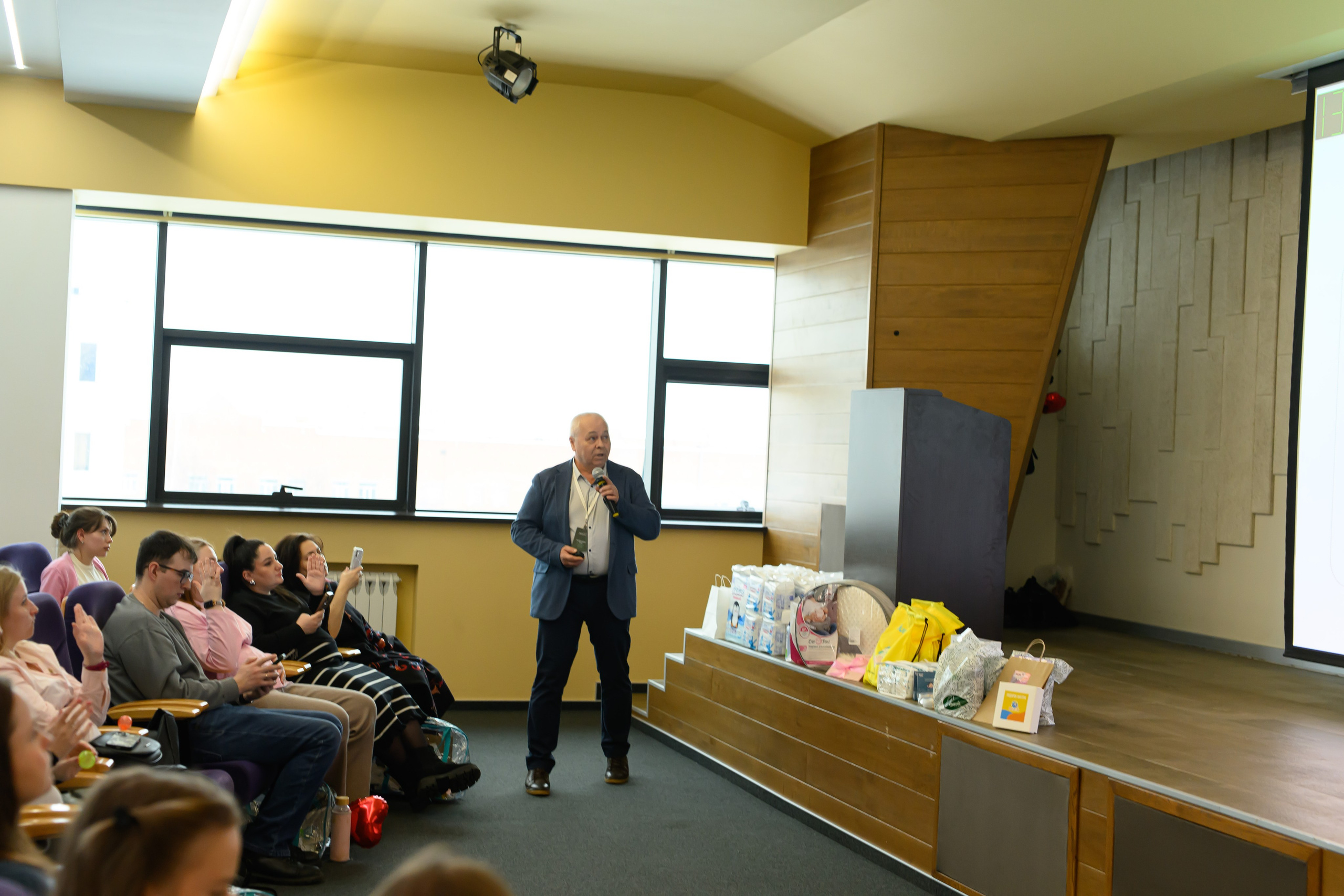 Фотоотчет праздника материнства февраль 2026 г. Профессиональный фотограф Елена Красилина г.Ярославль, г. Рыбинск