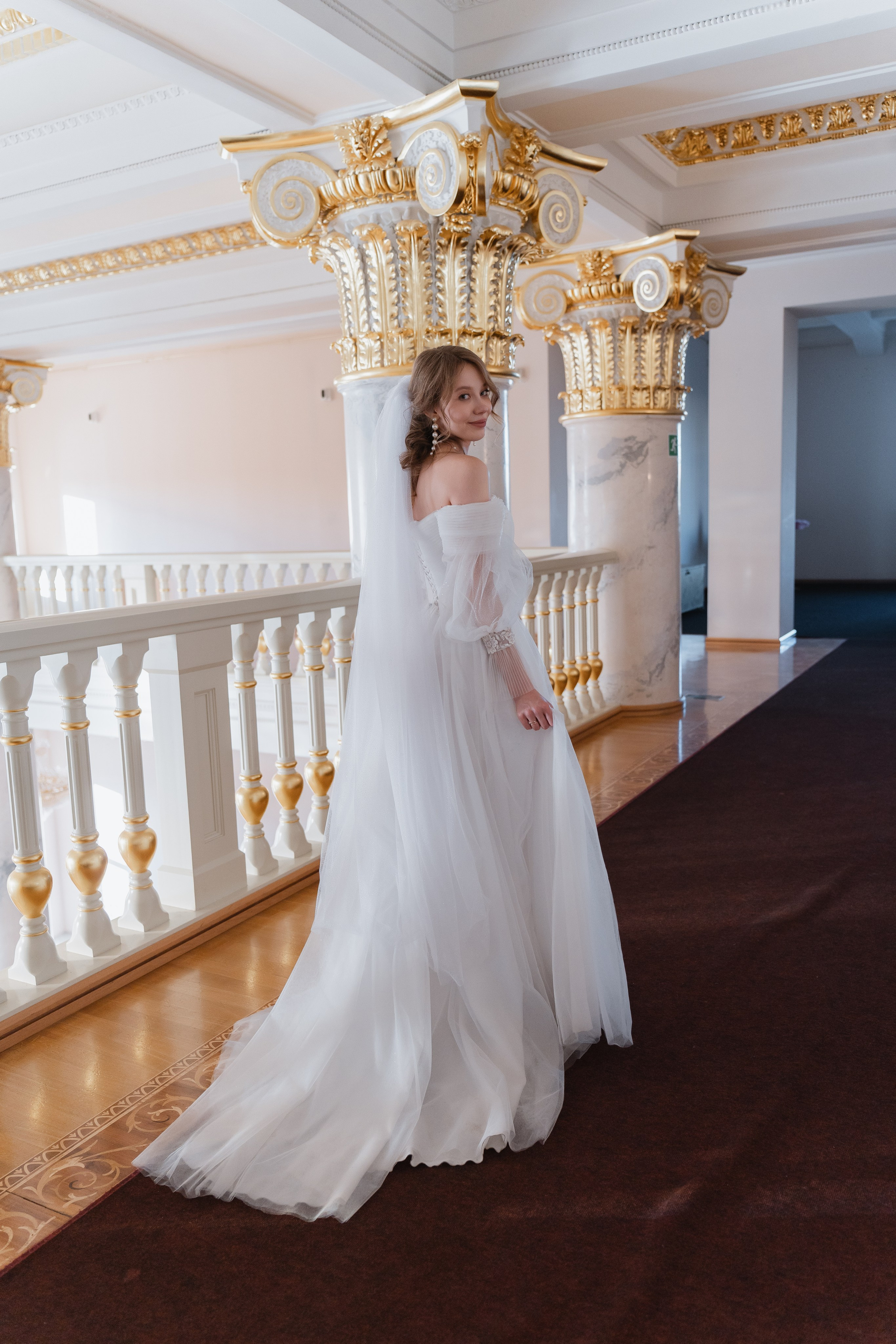 Олег и Татьяна _театр Оперы и балета. Свадебный и семейный фотограф в Самаре Салахова Гулина