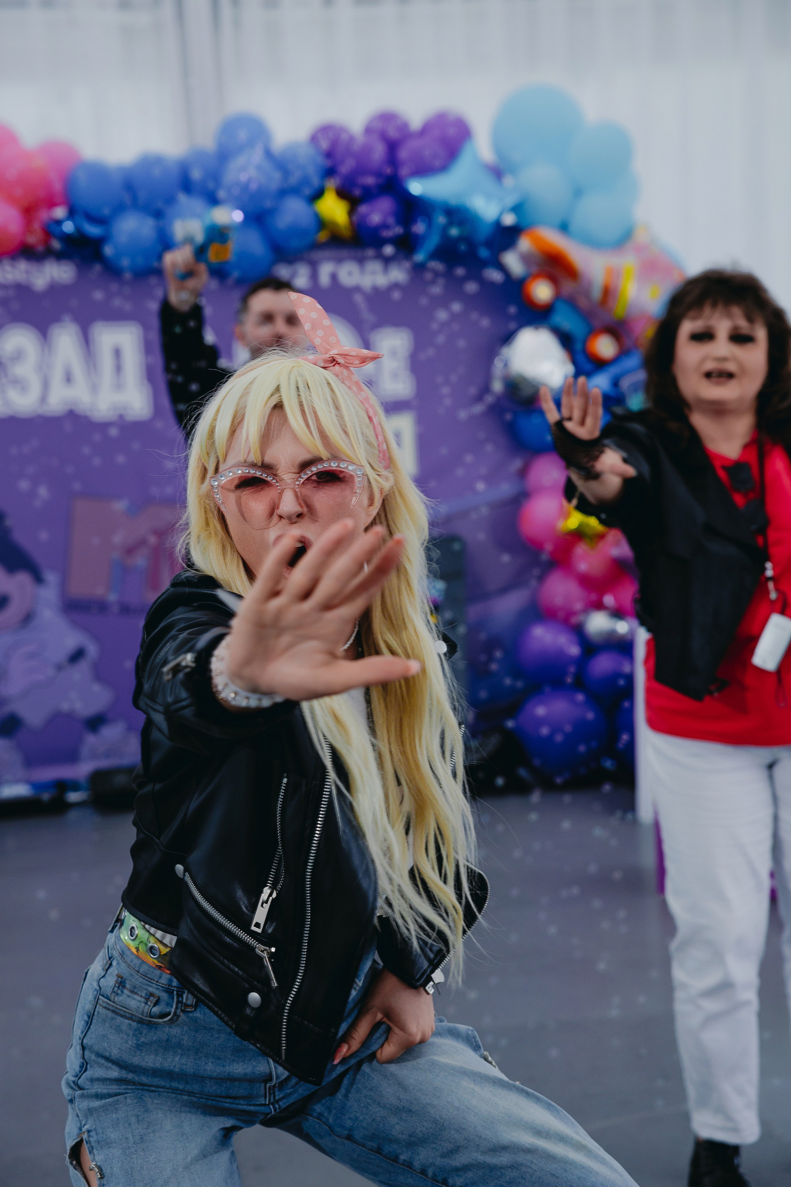 NikaStyle 22 года: назад в 90-Е (team building). Свадебный фотограф во Владимире Евгений Топаз