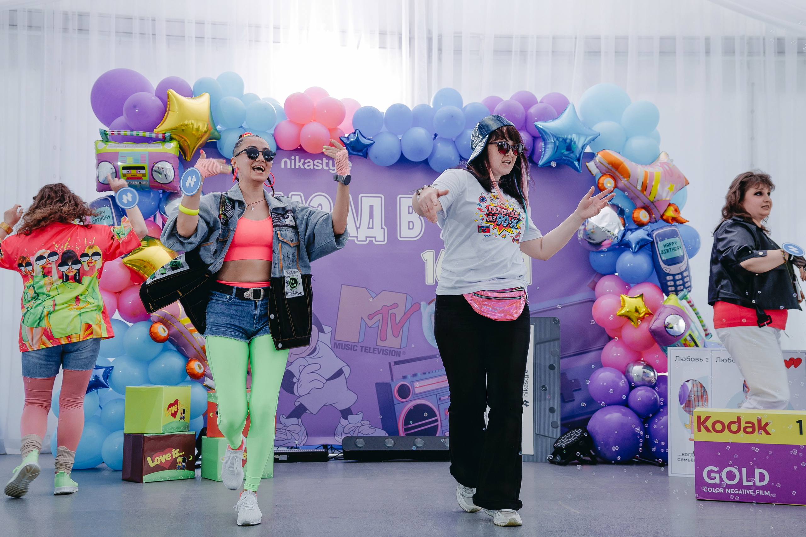 NikaStyle 22 года: назад в 90-Е (team building). Свадебный фотограф во Владимире Евгений Топаз