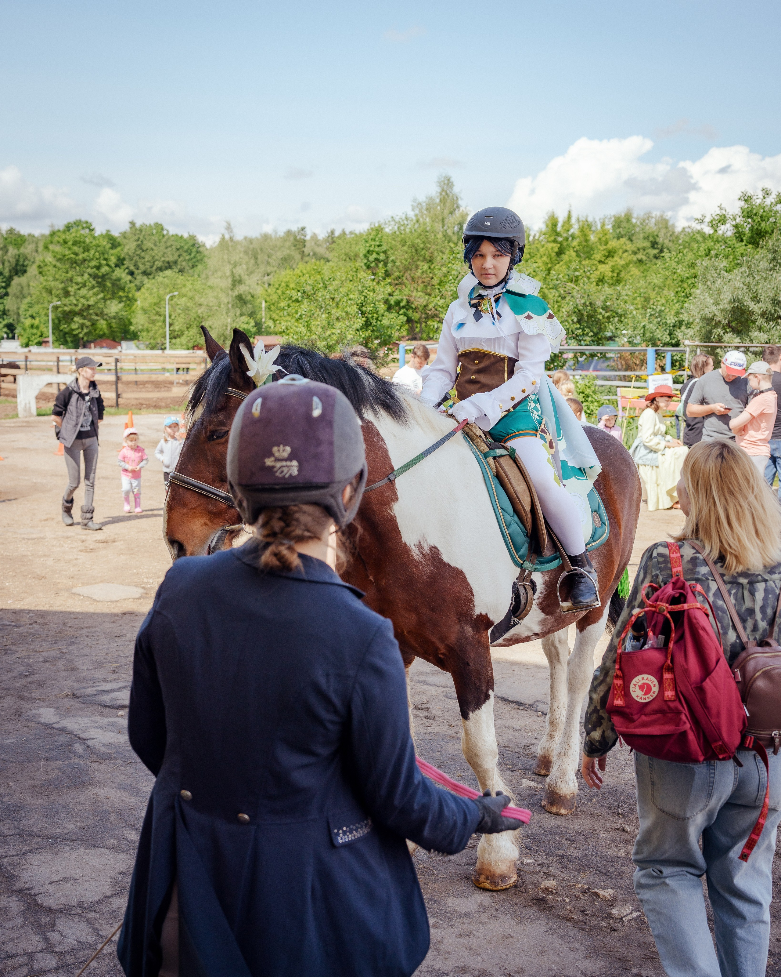 Конный клуб Горки. Портретный и семейный фотограф в Москве/Видное