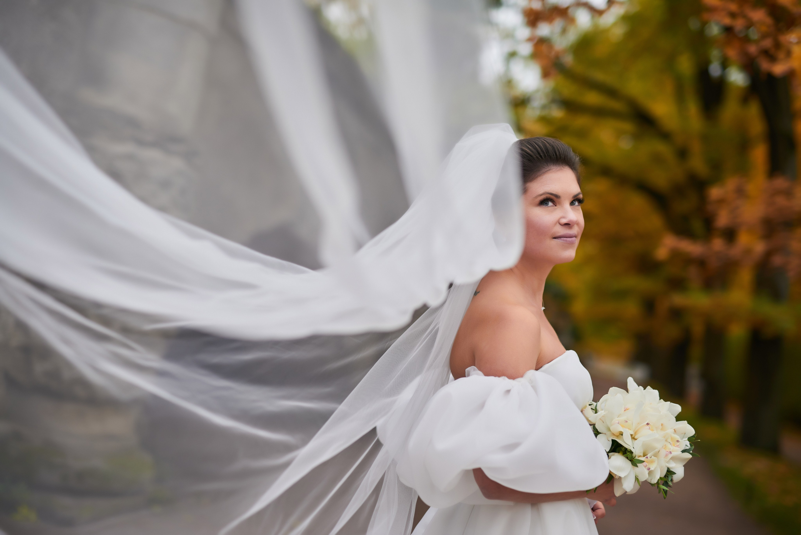 Осенняя свадебная прогулка в Екатерининском парке в Пушкине. Портретный, семейный и свадебный фотограф в Санкт-Петербурге и в Пушкине Ширяев Денис