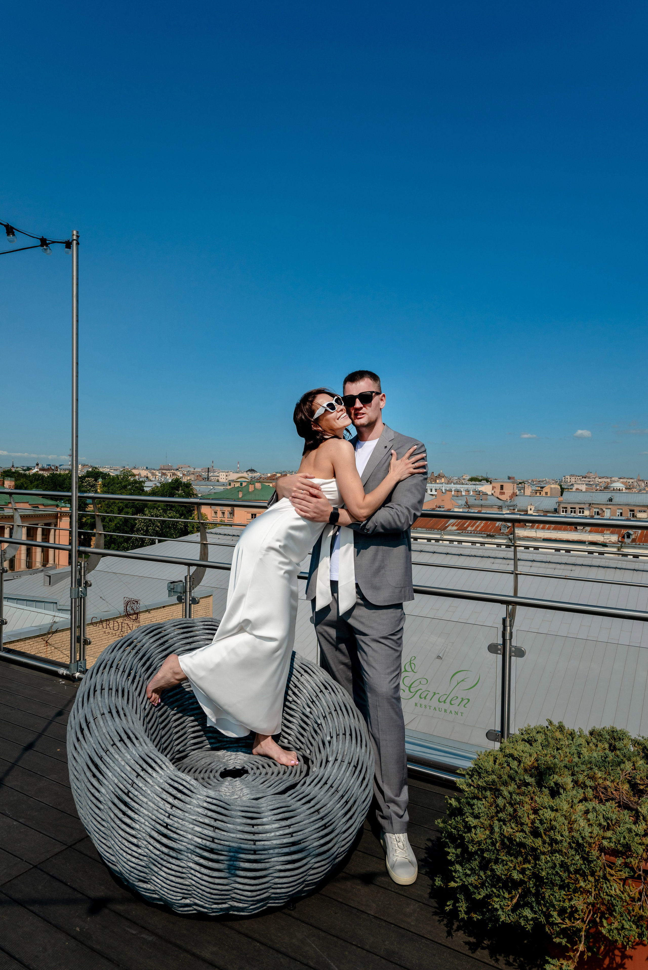 Алина и Алексей (прогулка на кабриолете, Академия Художеств, Екатерининский парк в Пушкине). Портретный, семейный и свадебный фотограф в Санкт-Петербурге и в Пушкине Ширяев Денис