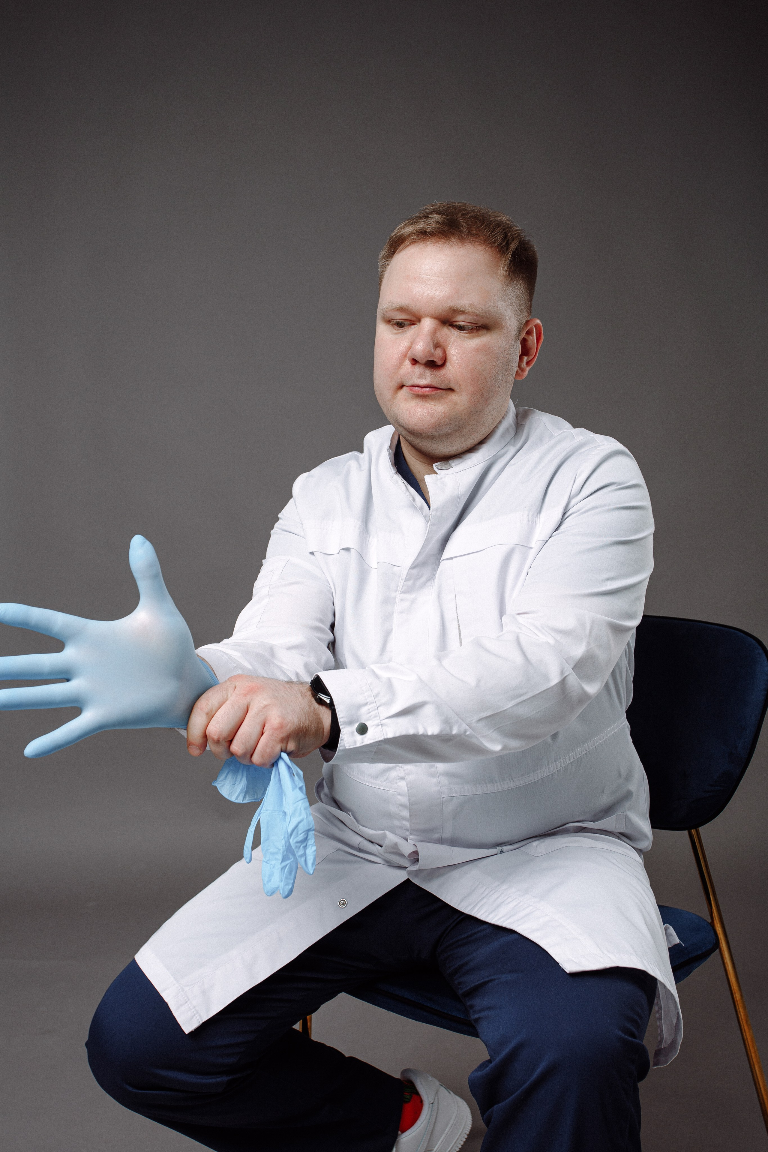 Съёмка врача в студии. Фотограф врача в Нижнем Новгороде и Нижегородской области.