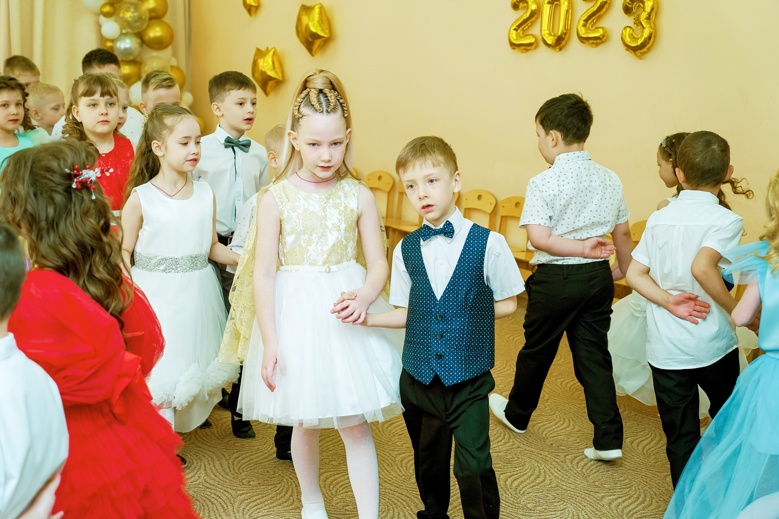 Фотосъемка видеосъёмка фотограф видеооператор новогодних утренников  в. Фотограф, видеооператор Нина Коршунова