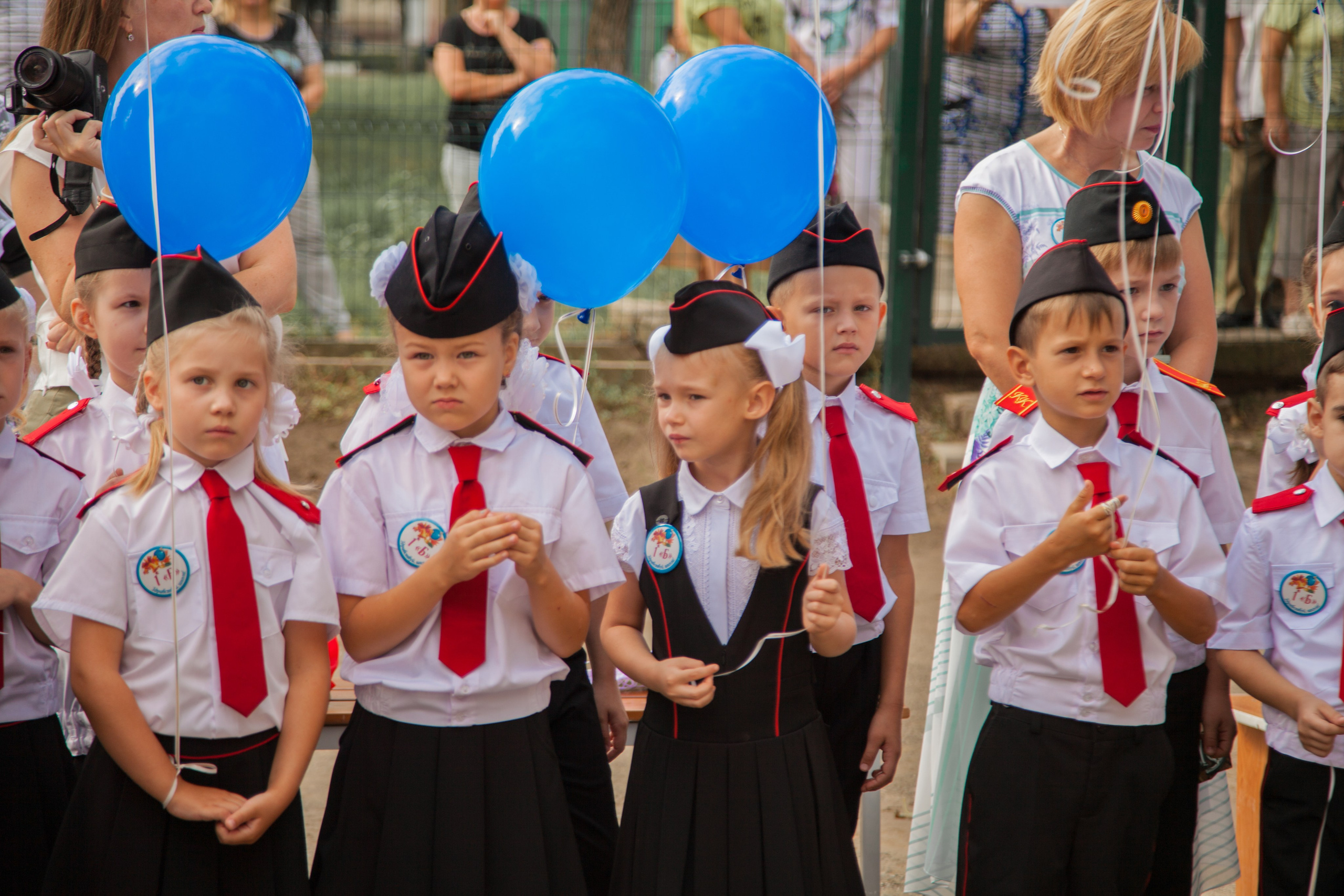 Линейка 1 сентября. Свадебный и семейный фотограф в Армавире