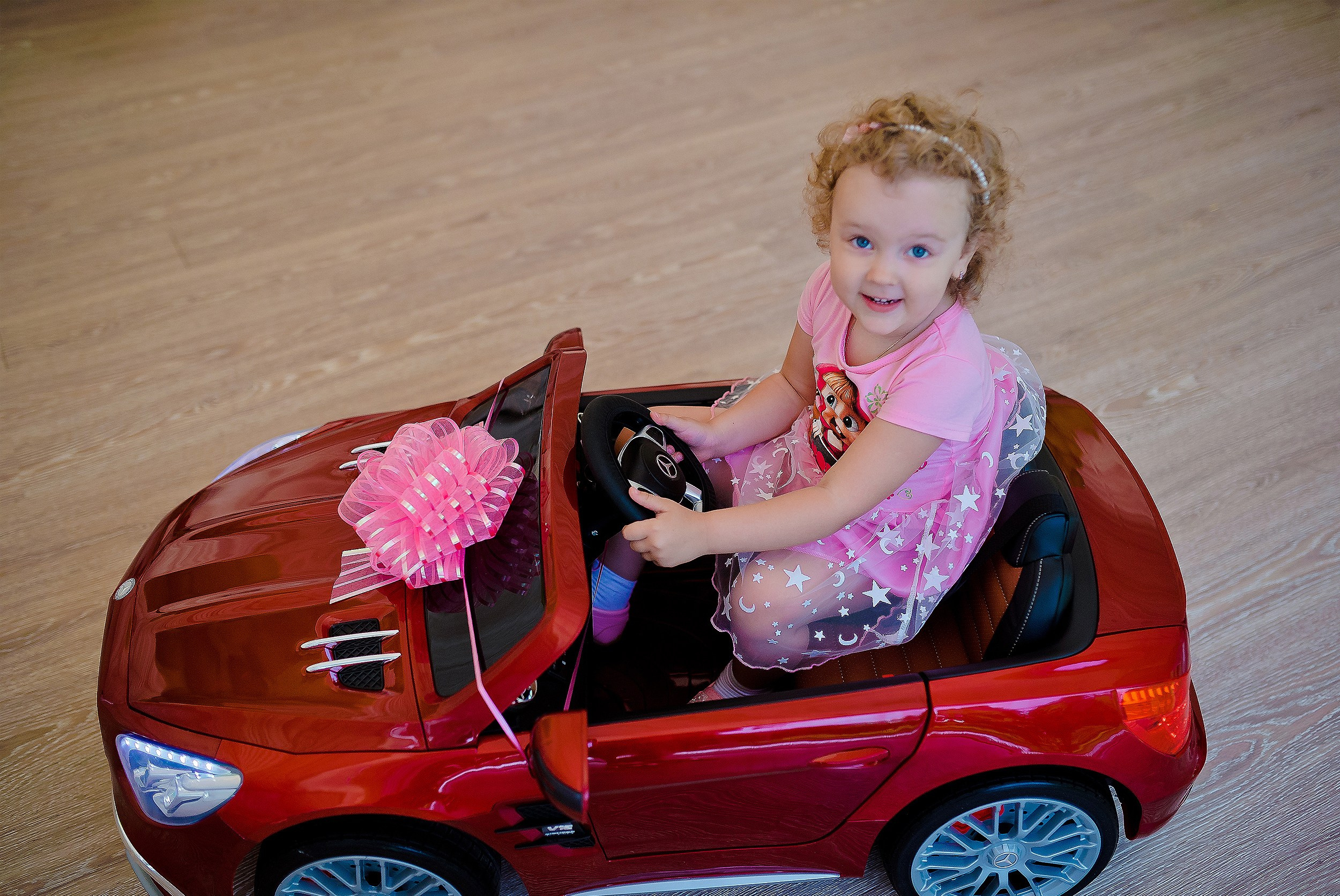 Мила День Рождения. Выпускные альбомы в Зеленограде и Москве