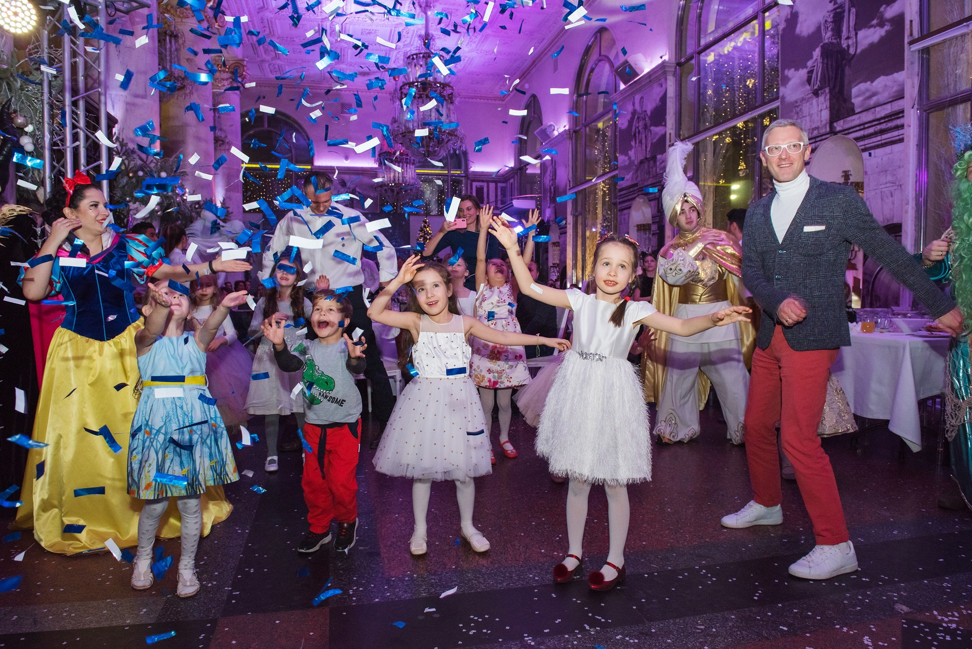 Детский праздник. Anzhina1.wfolio.pro