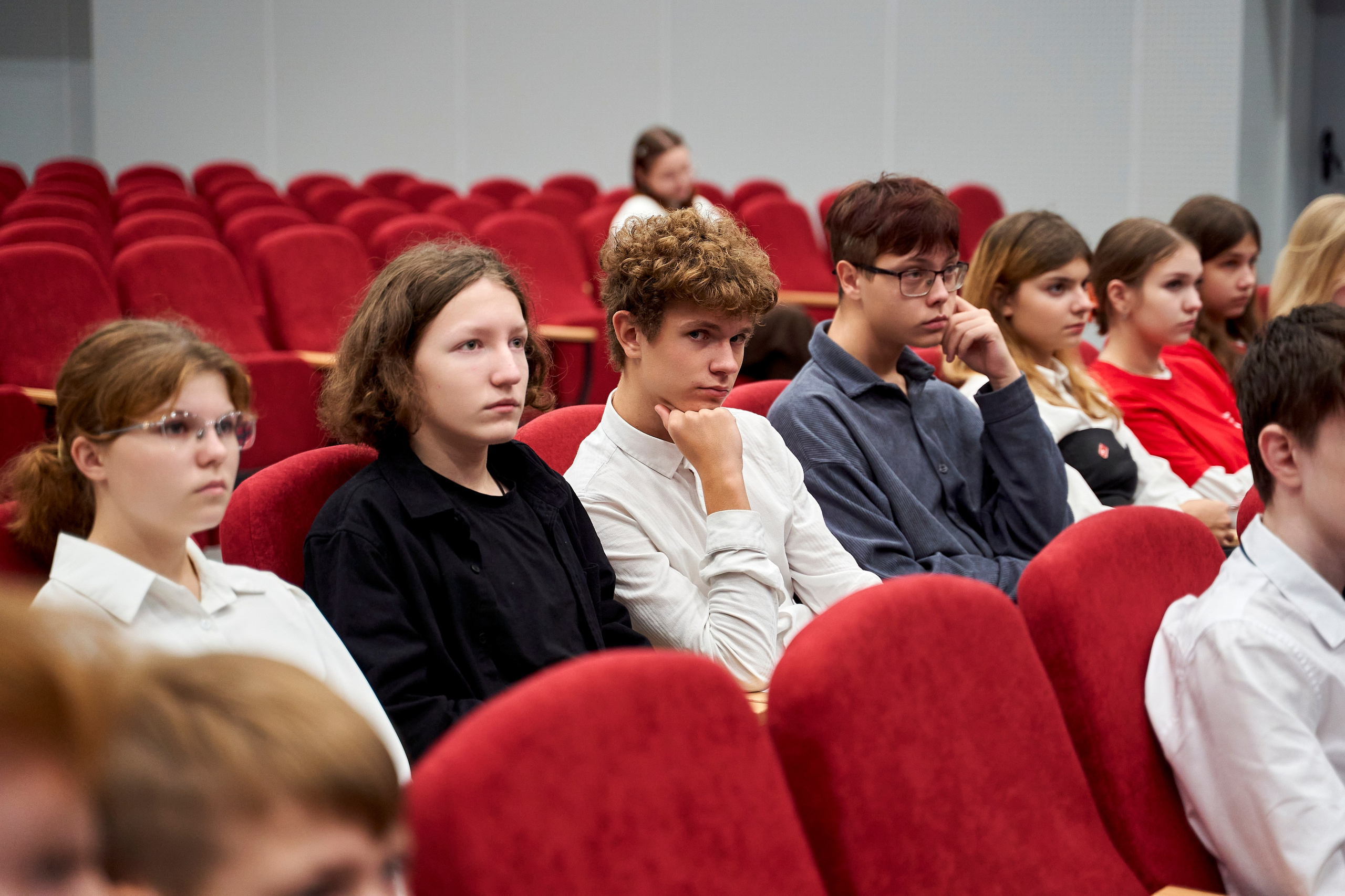 Городская экспедиция «Взрослый взгляд на Нижний» (Эн+ & Точка Урбан). Репортажный фотограф Вилянов Евгений. Нижний Новгород