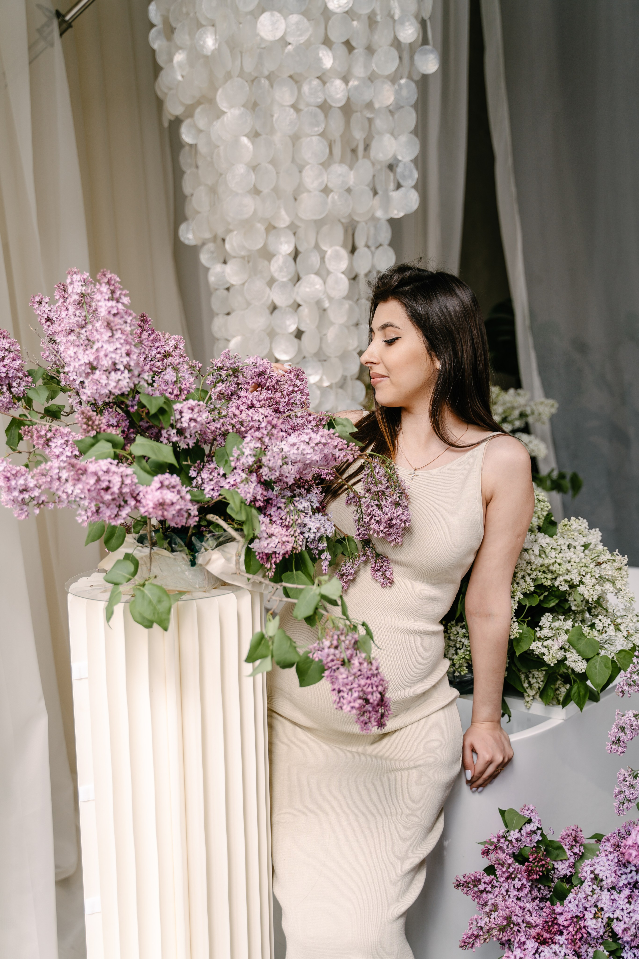 Диана в ожидании сирень. Свадебный фотограф Юлия Копылова