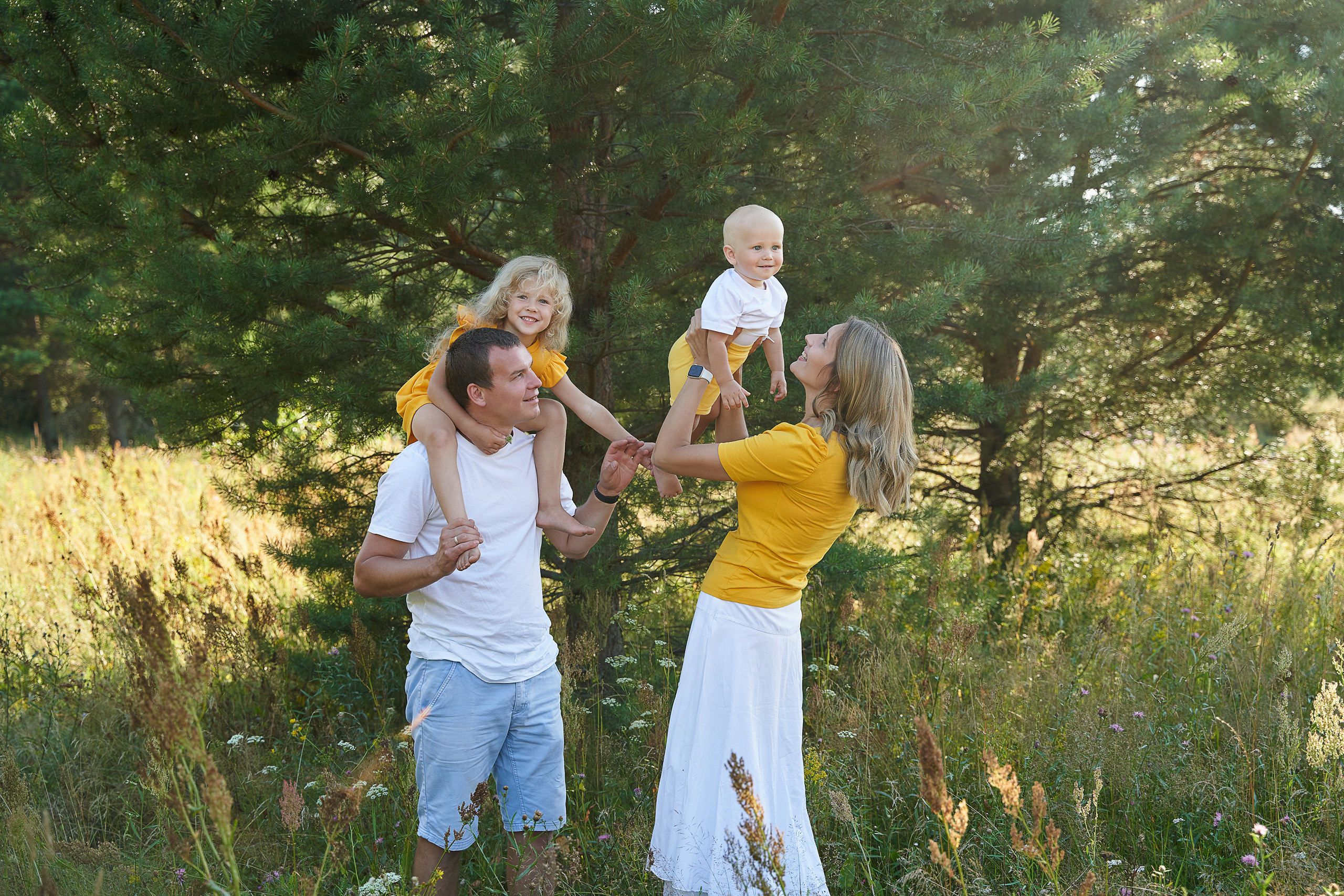 Семейные и детские фотосессии в Заволжье, Городце, Нижнем Новгороде. Фотограф в Заволжье Алексей Шабалин