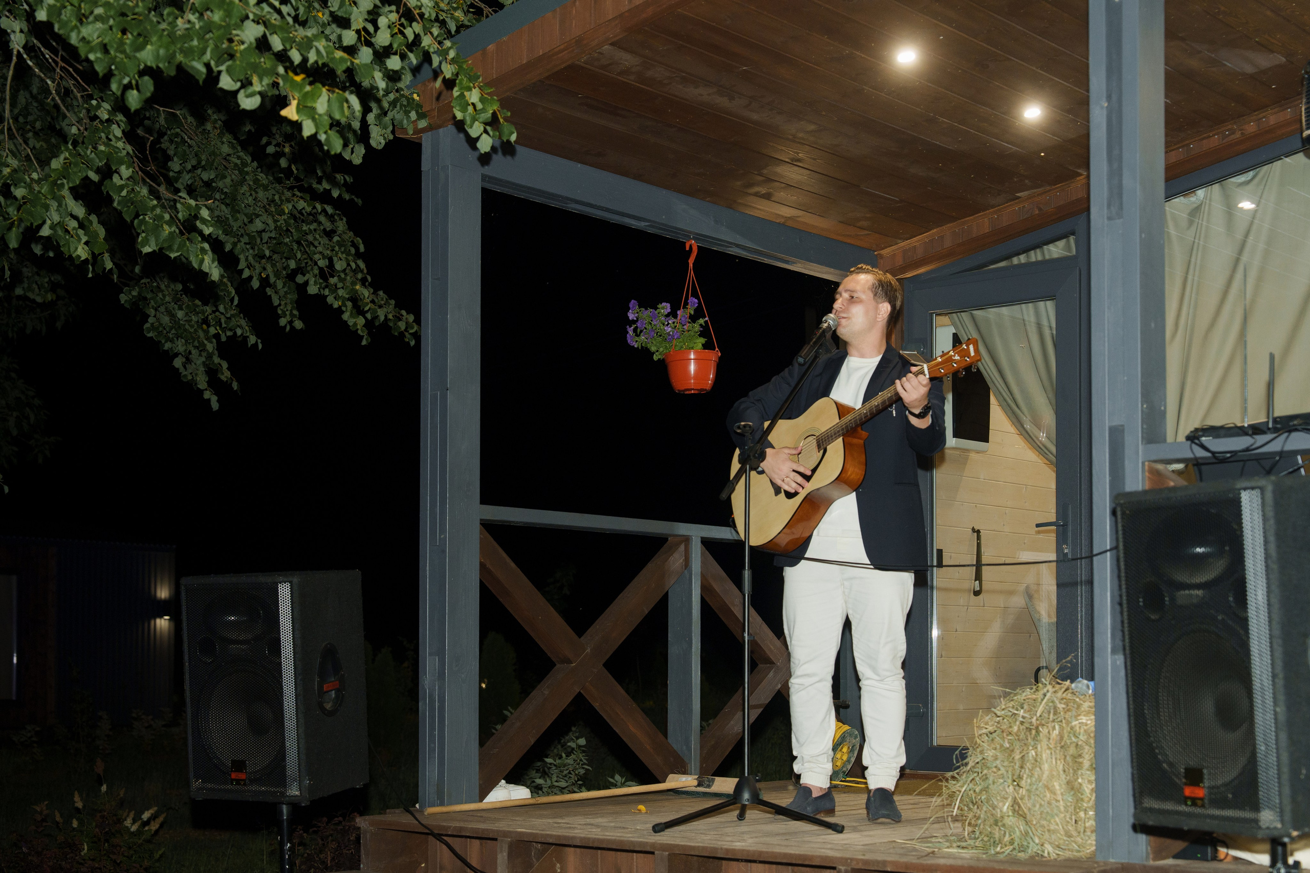 Михаил и Ольга (банкетная часть г. Брянск). Свадебный и репортажный фотограф Элина Козырьянова