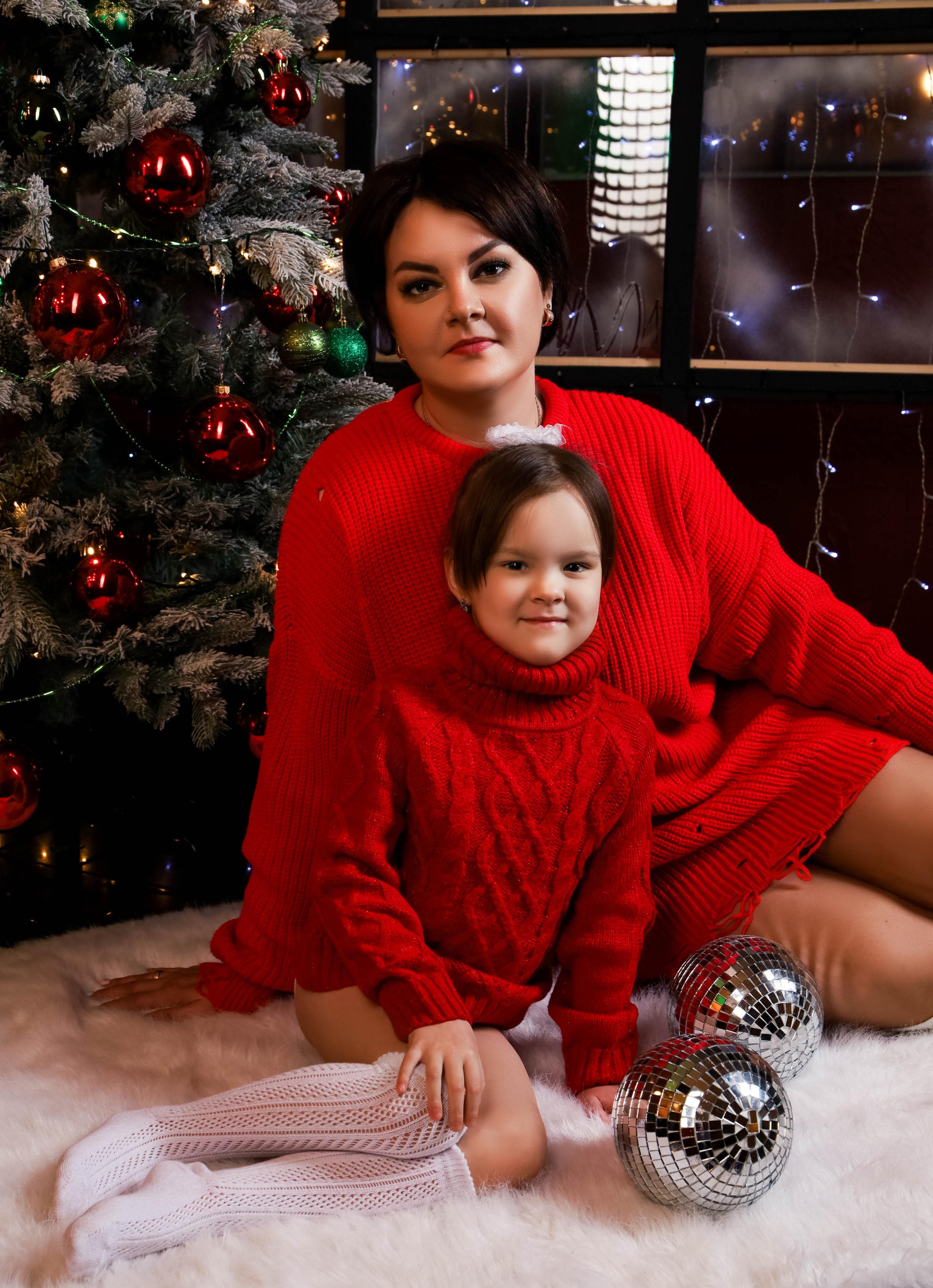 Анна с дочкой.Новогодняя 2022