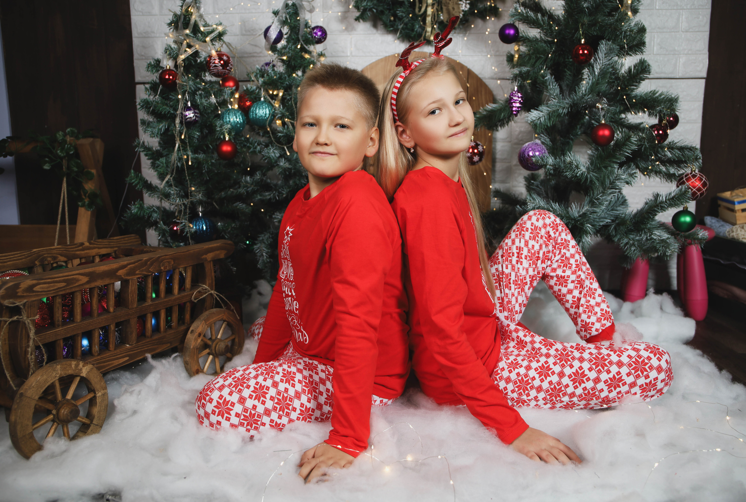 Ксения с семьей.Новогодняя 2022