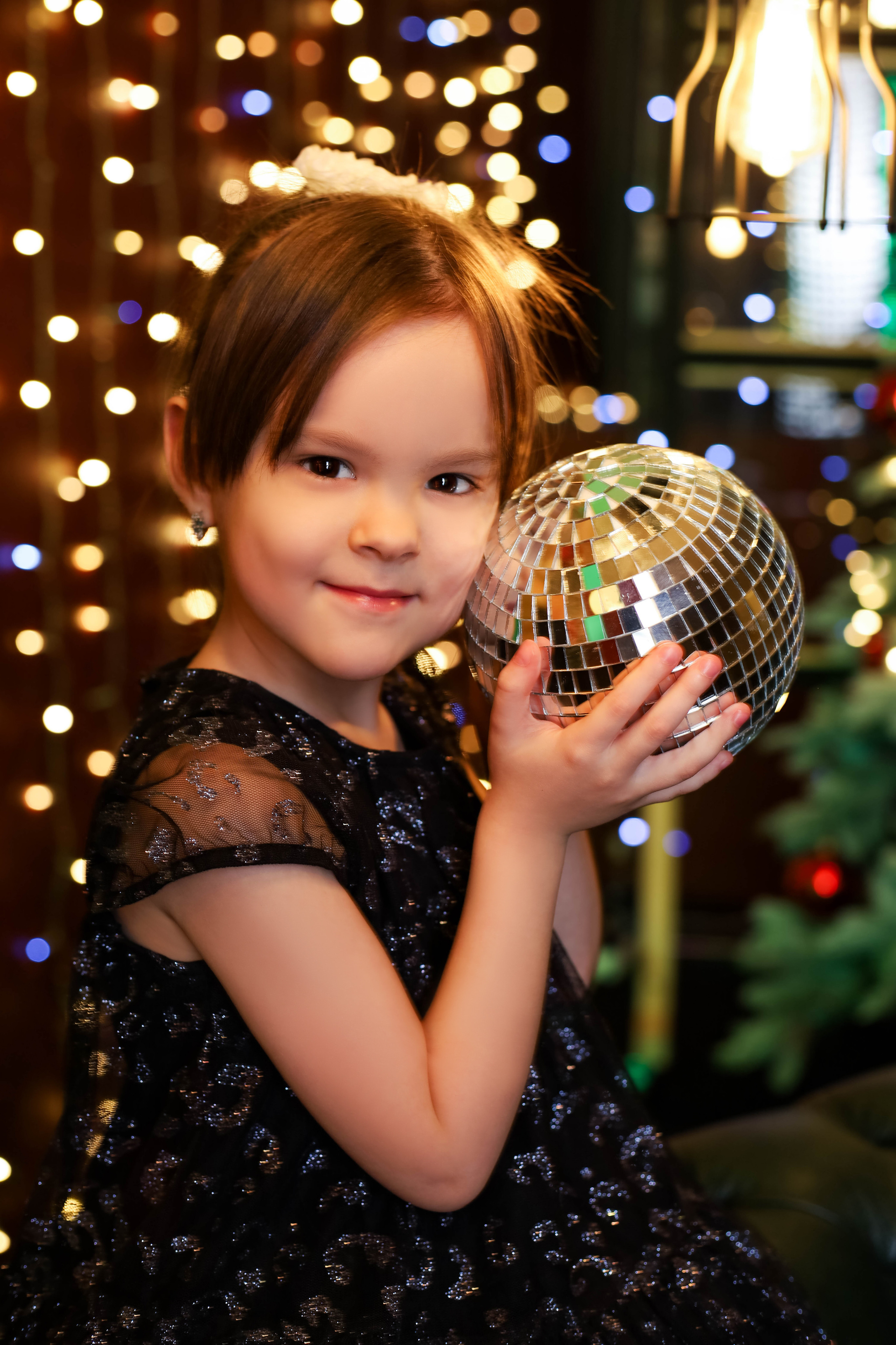 Анна с дочкой.Новогодняя 2022