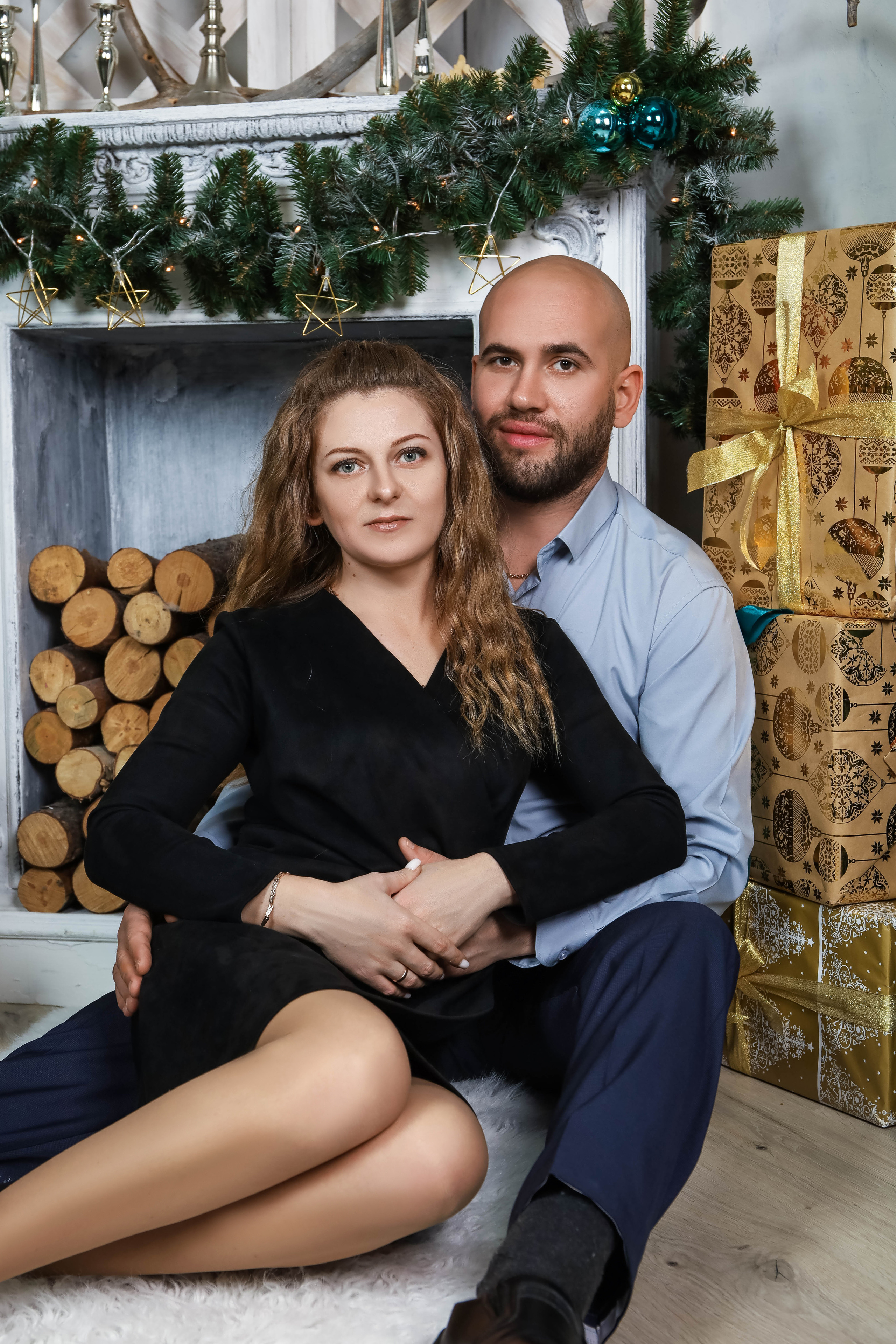 Надежда с емьей.Новогодняя 2022