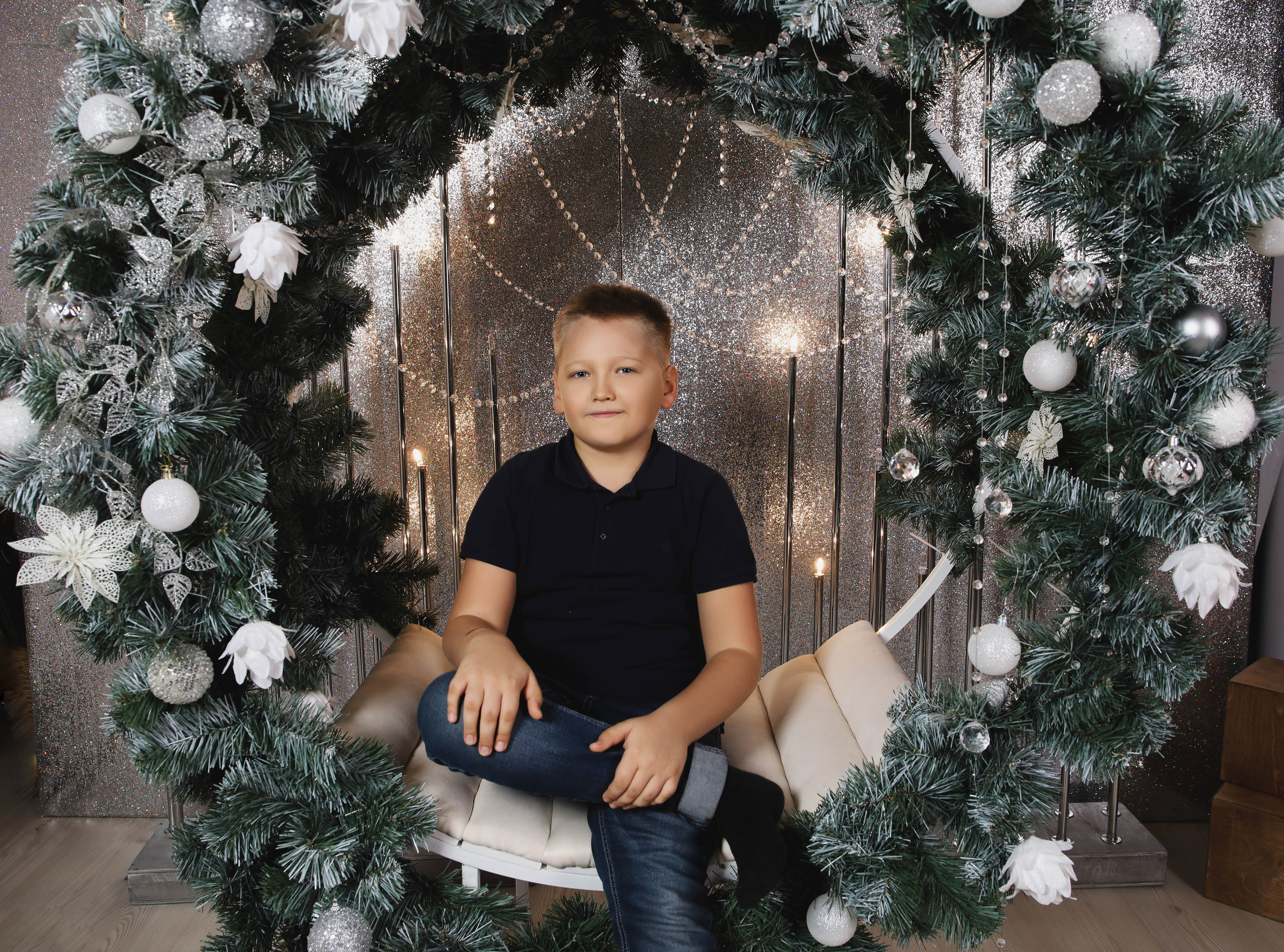 Ксения с семьей.Новогодняя 2022