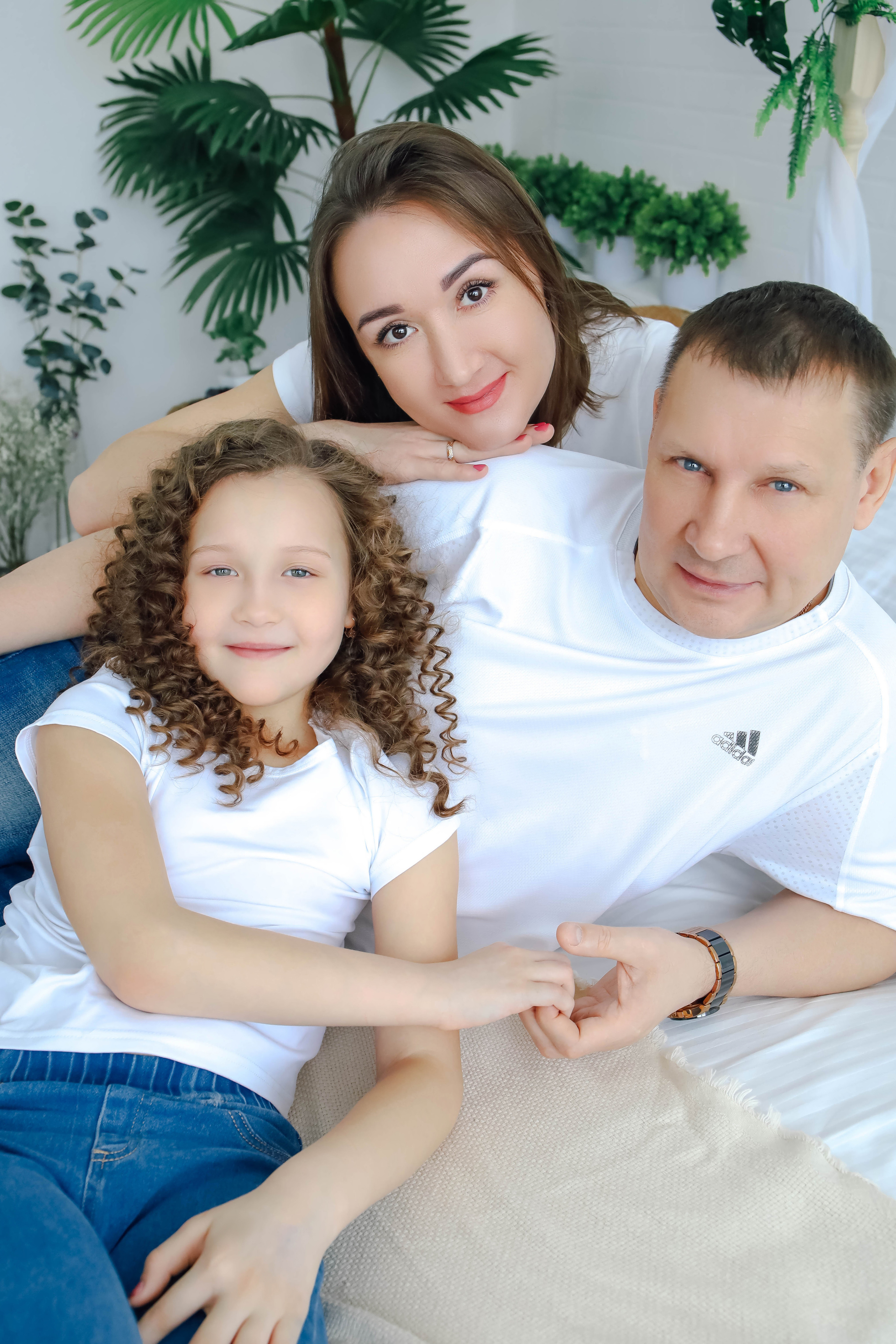 Гульфия с семьей