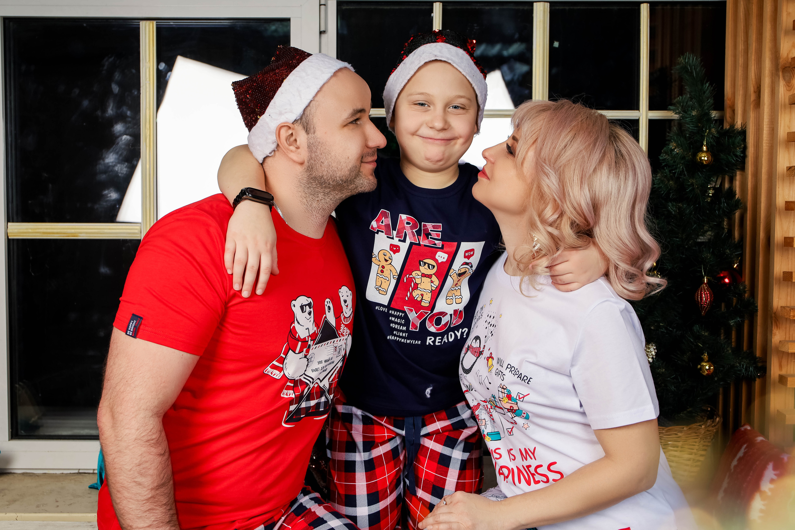 Любовь с семьей.Новогодняя 2022